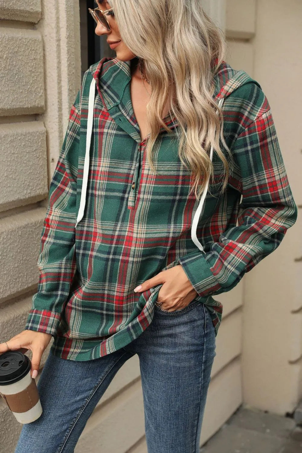 Plaid hooded long-sleeve top with drawstring, green with red and white checks