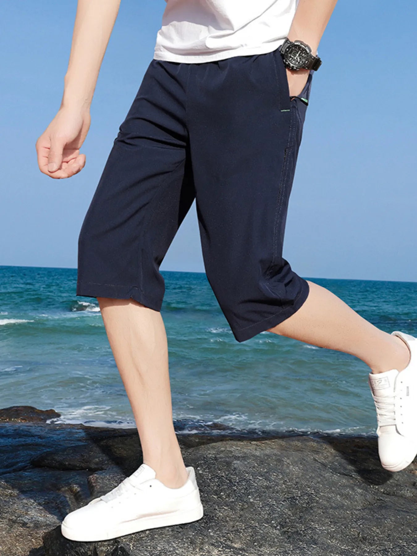 Plus size wide-leg casual shorts in dark blue, drawstring waist, side pockets