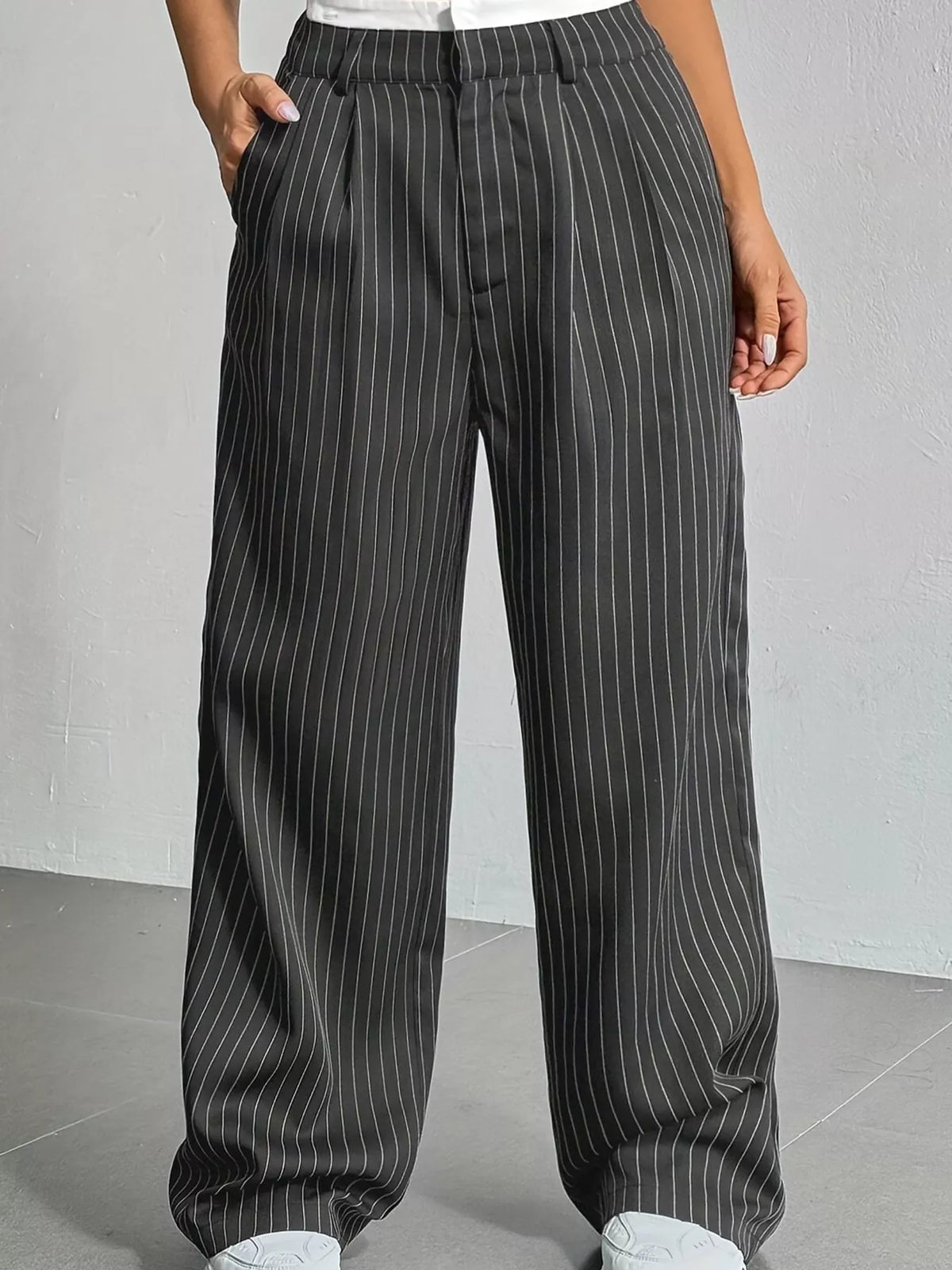 Striped high-waist wide-leg pants, dark gray pinstripes, elastic waistband