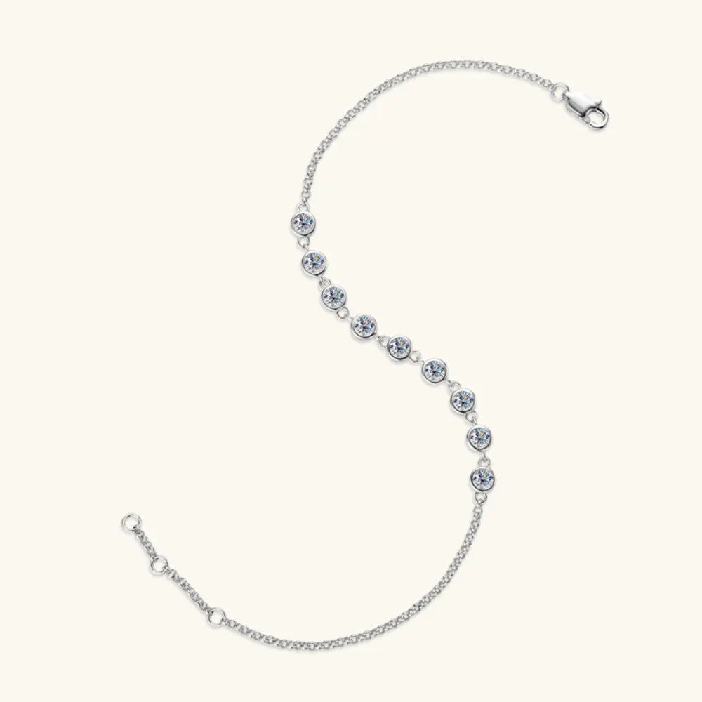 925 sterling silver bracelet with round blue stones and round clasp