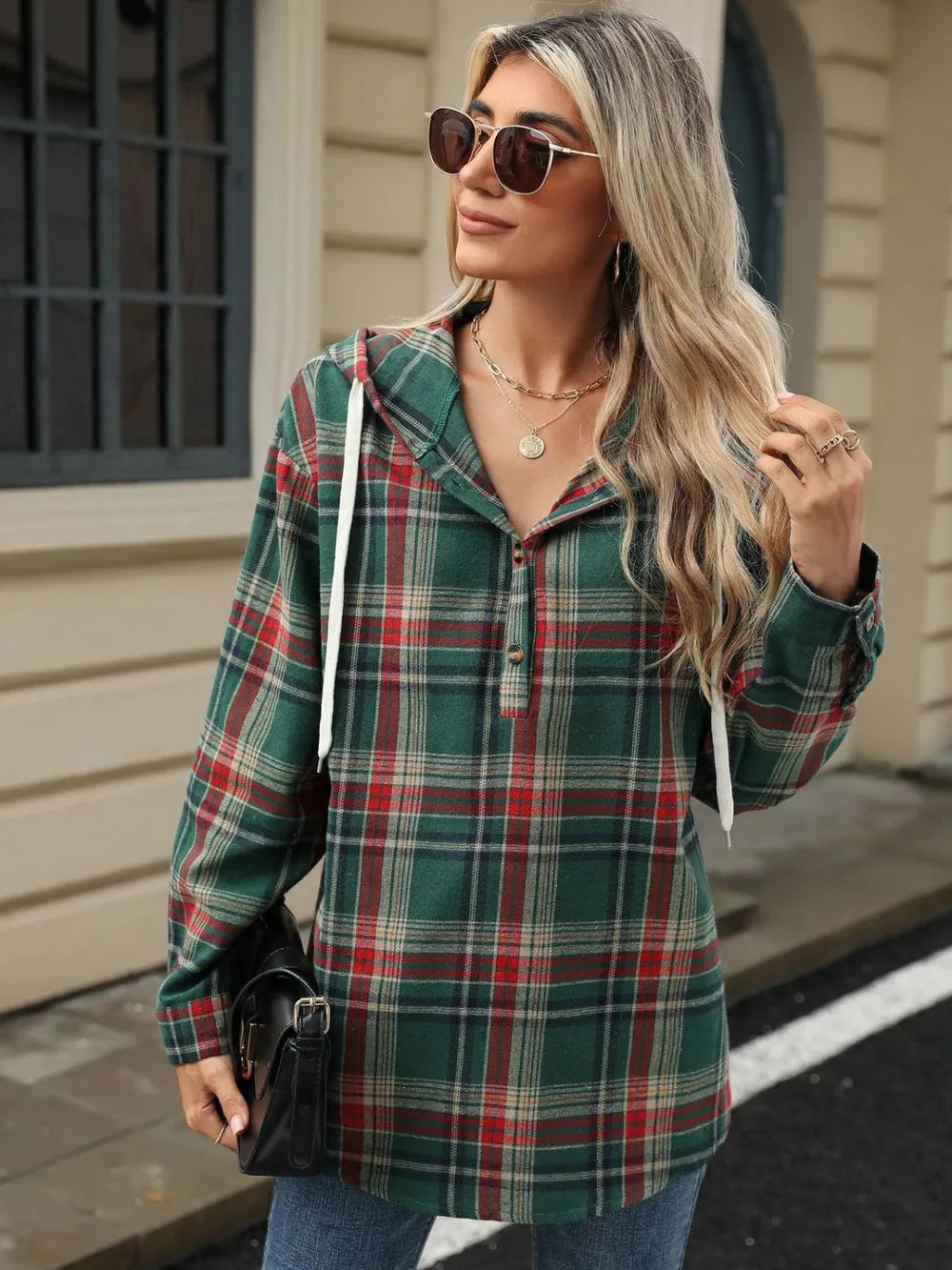 Green plaid hooded long-sleeve top with front buttons and long sleeves