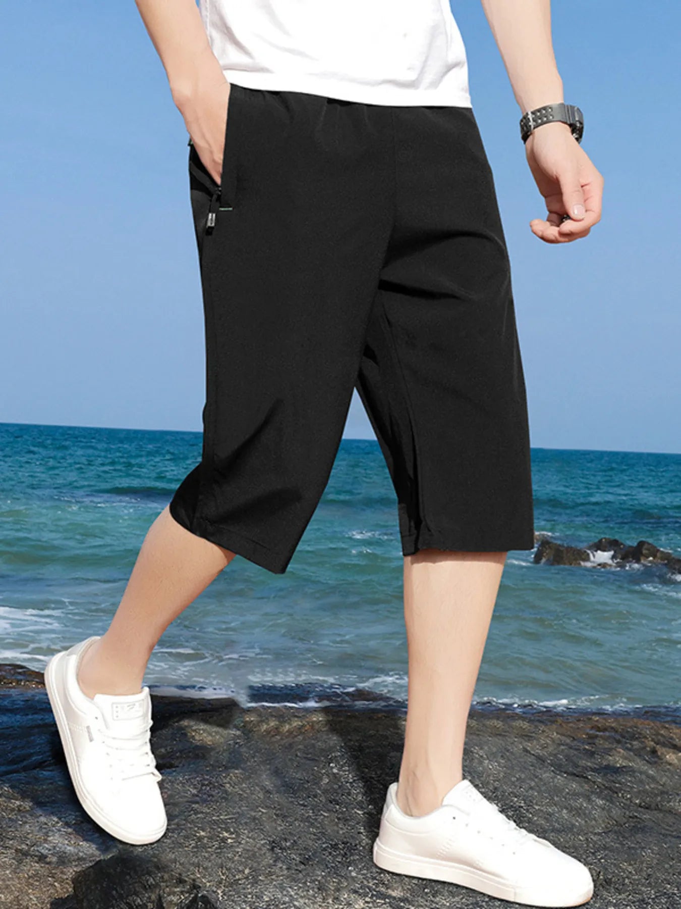 Plus size wide-leg casual shorts in black, drawstring waist, side pockets