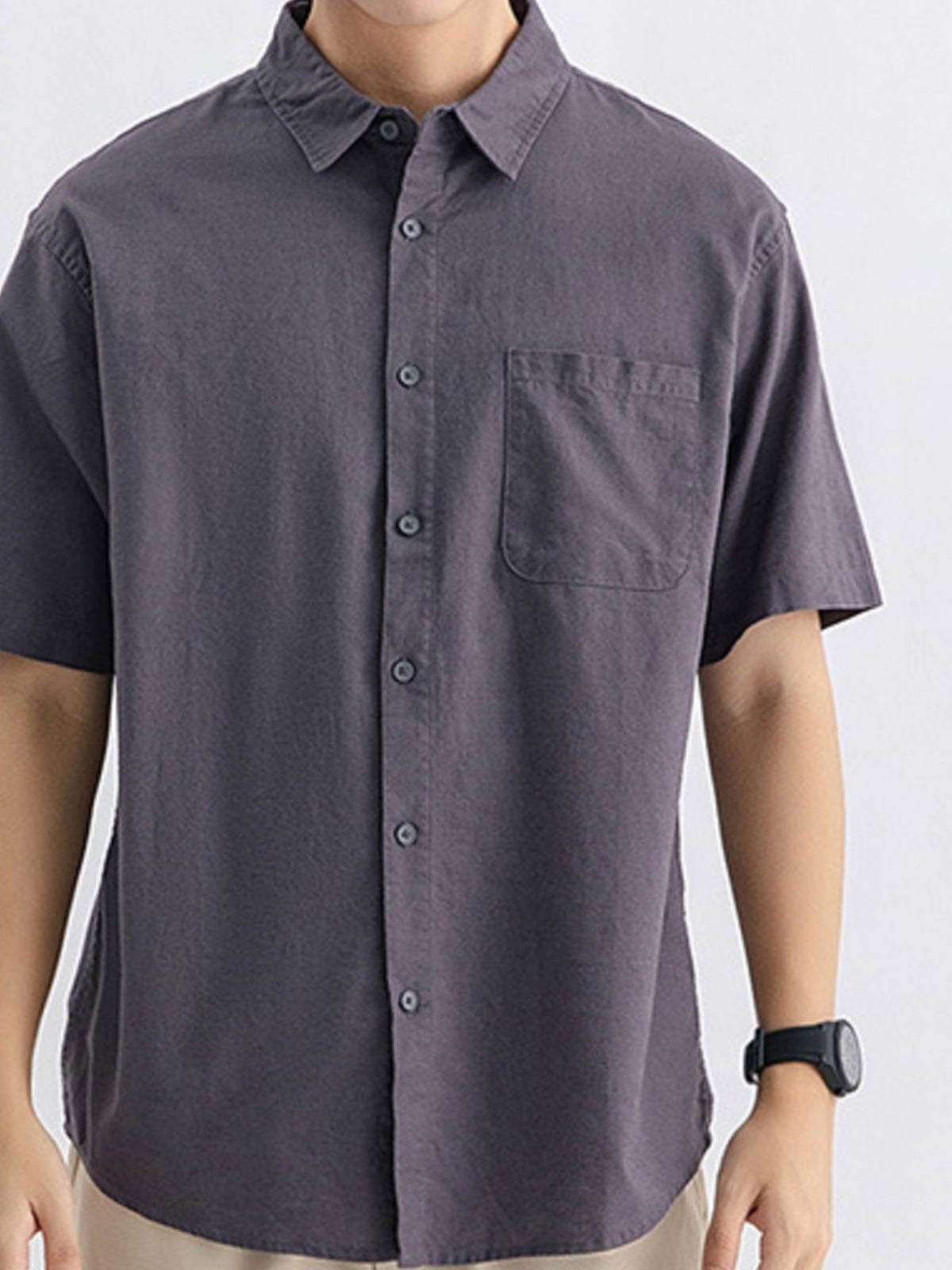 Men's relaxed-fit short sleeve button-up shirt in mauve, chest pocket and button front
