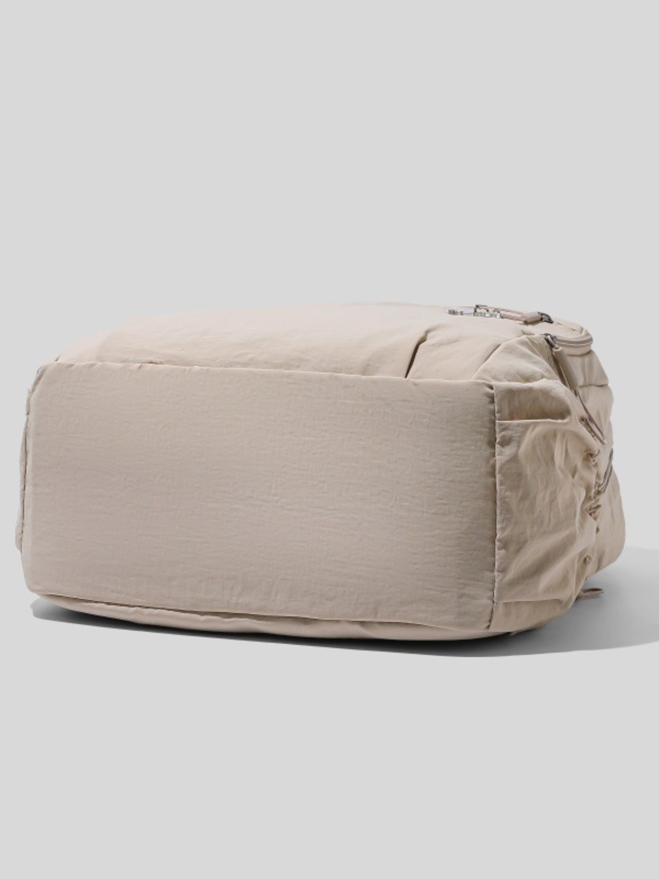 Cedar & Moore Lightweight casual backpack bag in beige nylon, large size, Trendsi