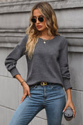 Charcoal round-neck long-sleeve sweatshirt with relaxed fit and textured knit