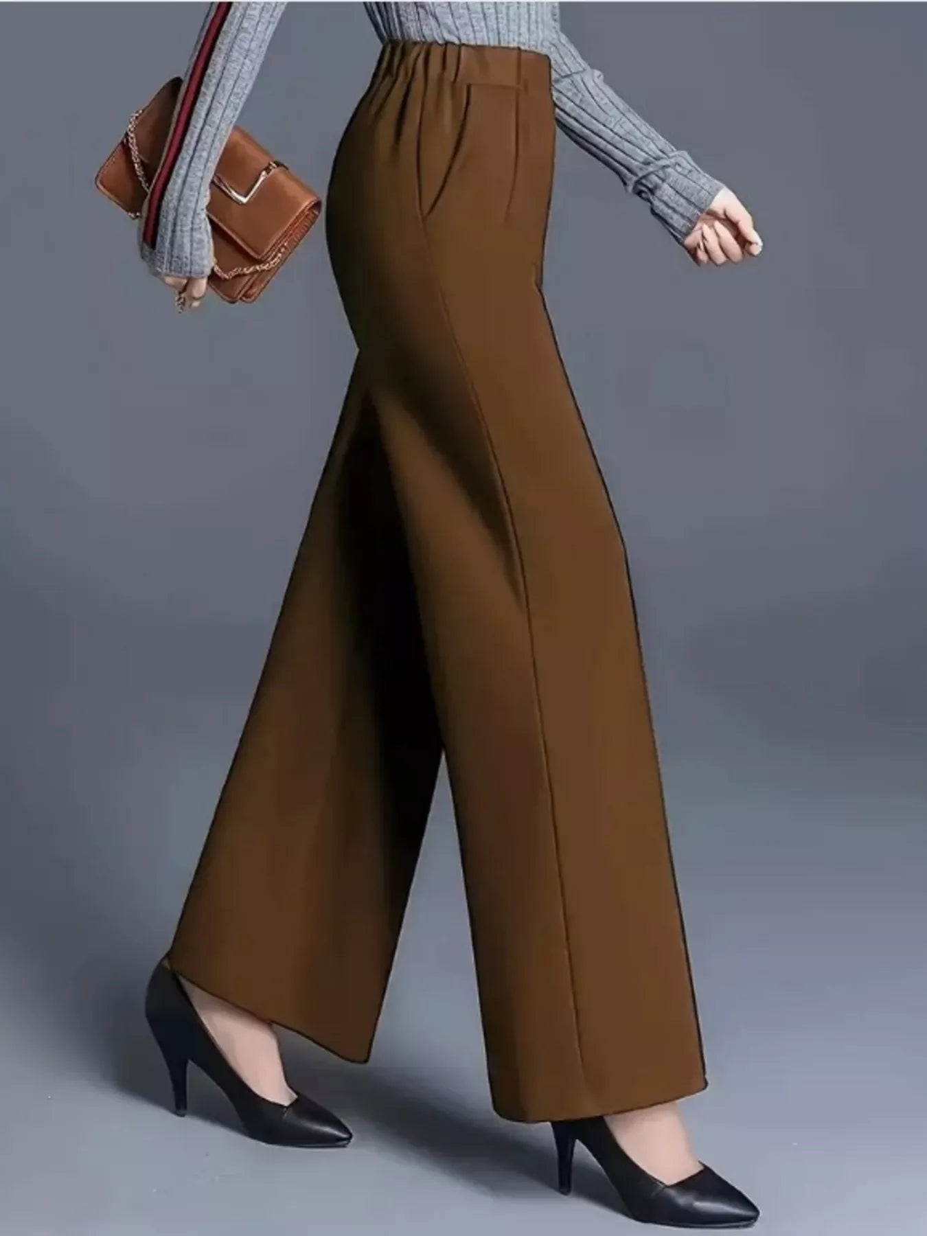 Wide-leg pants with high waist in dark brown, front pleats and wide straight legs