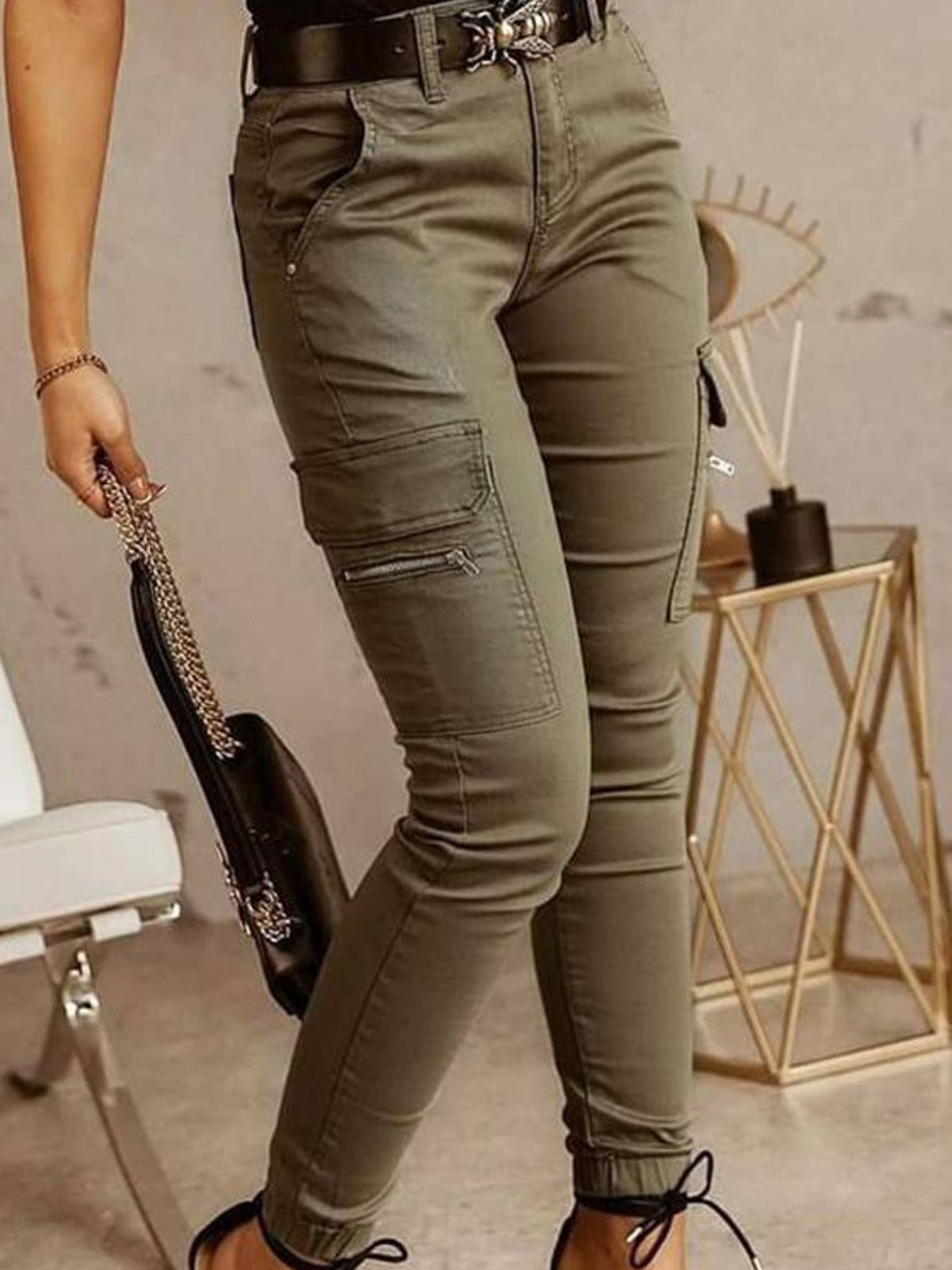 Slim Fit Cargo Pants With Low Waist And Pockets