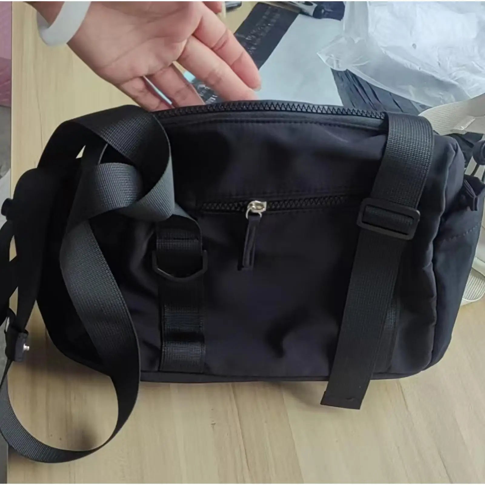 Gym Bag Fitness Tote with Wet & Dry Separation - Ultimate Sports Bag with Wallet