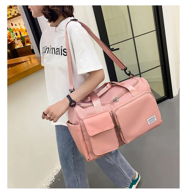 Large Capacity Gym/Overnight Duffle Bag with Shoe Compartment