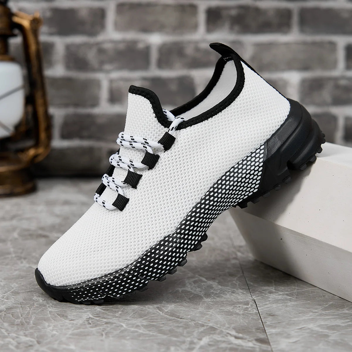 Women's Lightweight Mesh Athletic Sneakers
