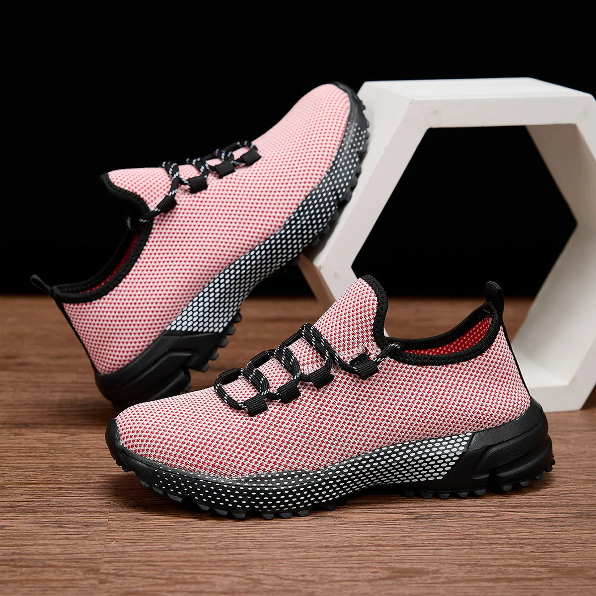 Women's Lightweight Mesh Athletic Sneakers