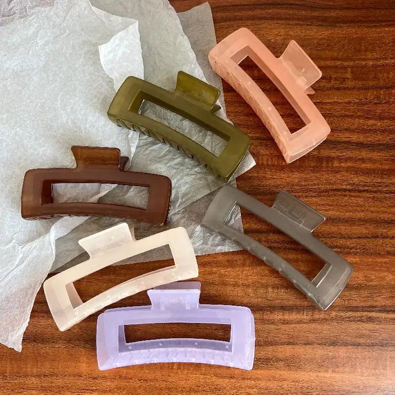 13CM Oversized Hair Claw Clips - Geometric Shark Clip for Thick Hair