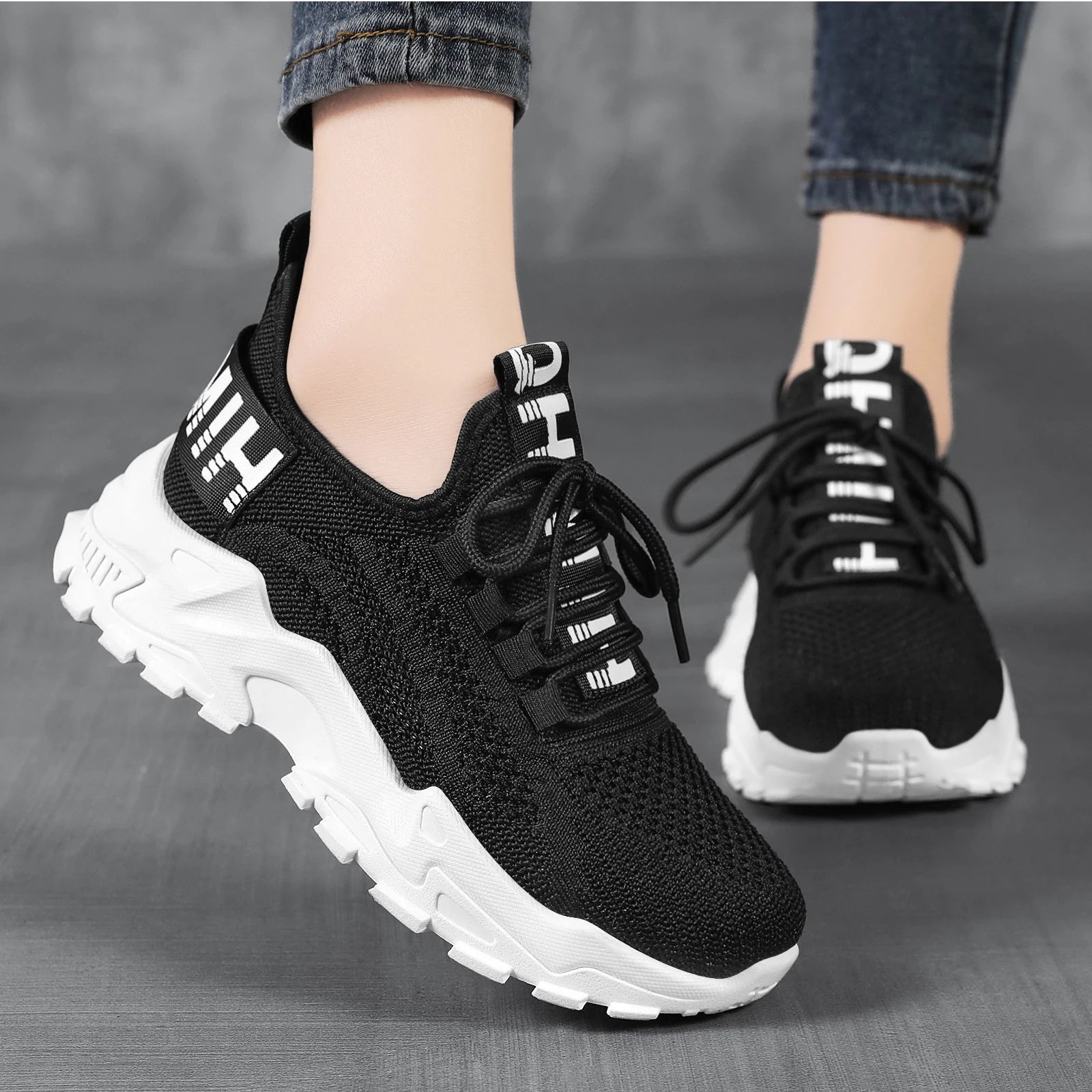 Women's Mesh Sports Shoes - Active Athletic Sneakers for Running & Workouts