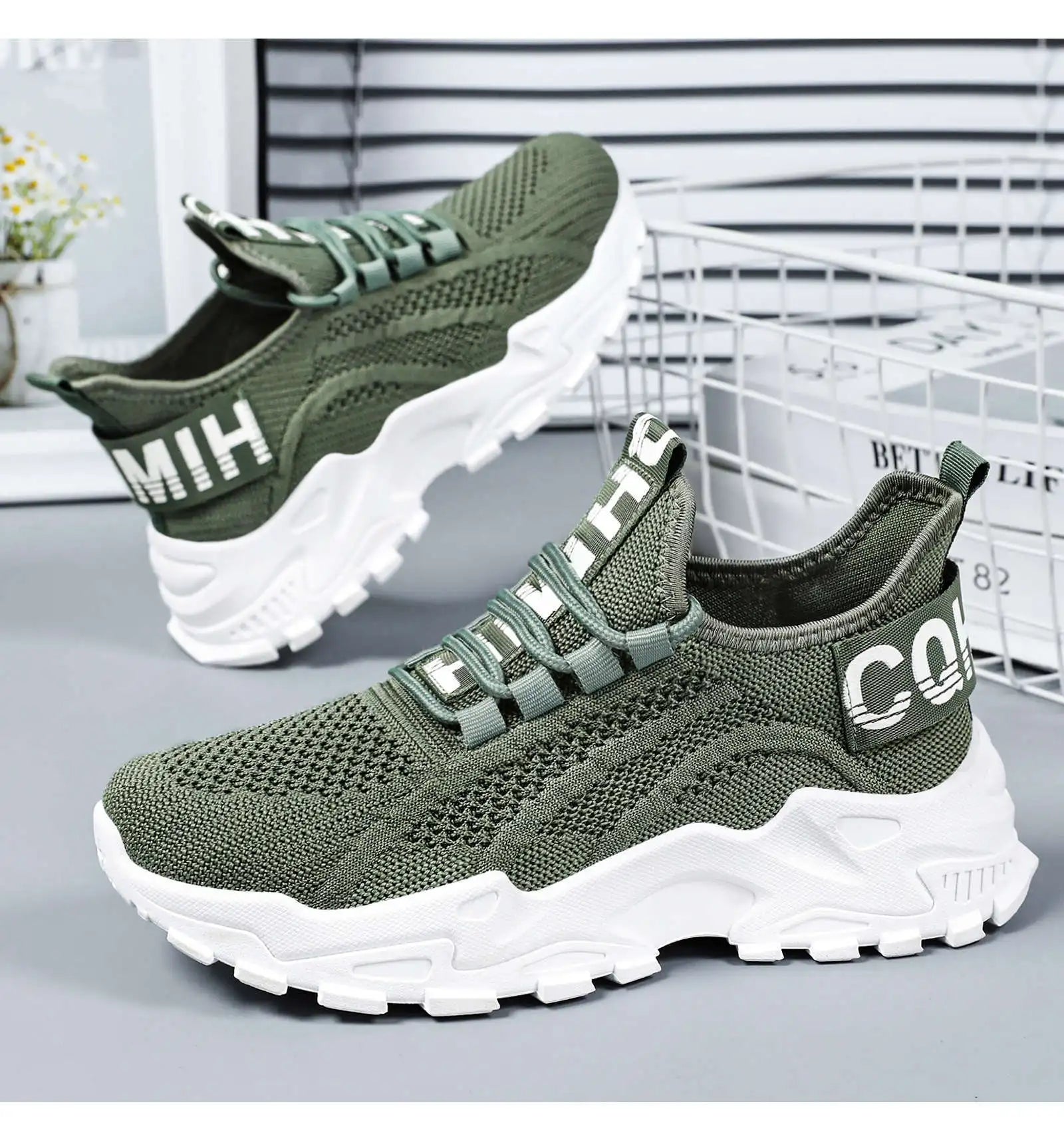 Women's Mesh Sports Shoes - Active Athletic Sneakers for Running & Workouts