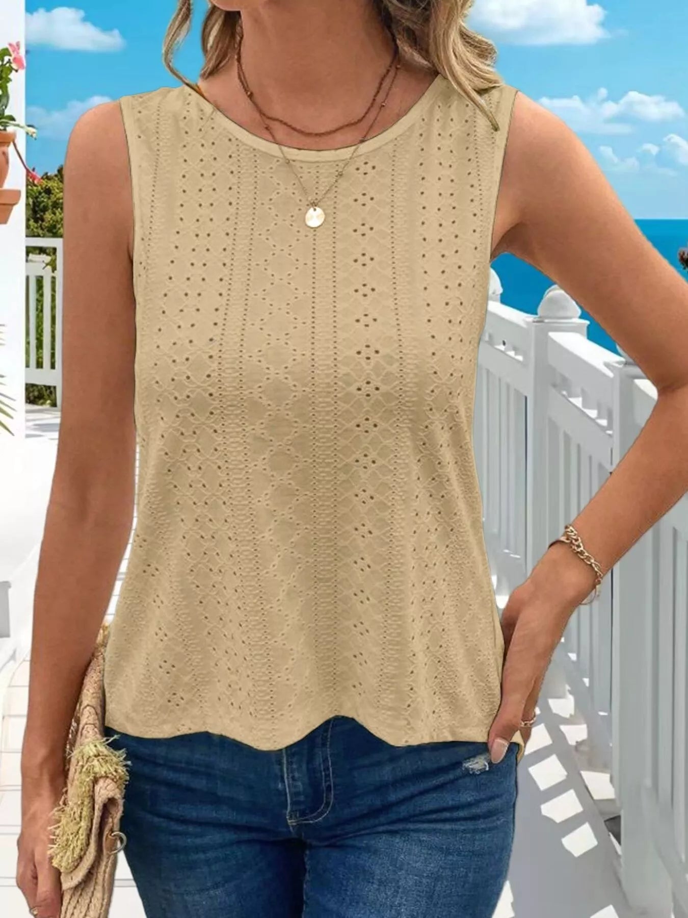 Bean paste hollow-out knit tank top with round neck and allover perforated eyelet