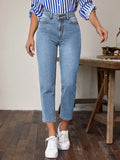 Light blue high-waist jeans with pockets, ankle-length slim fit