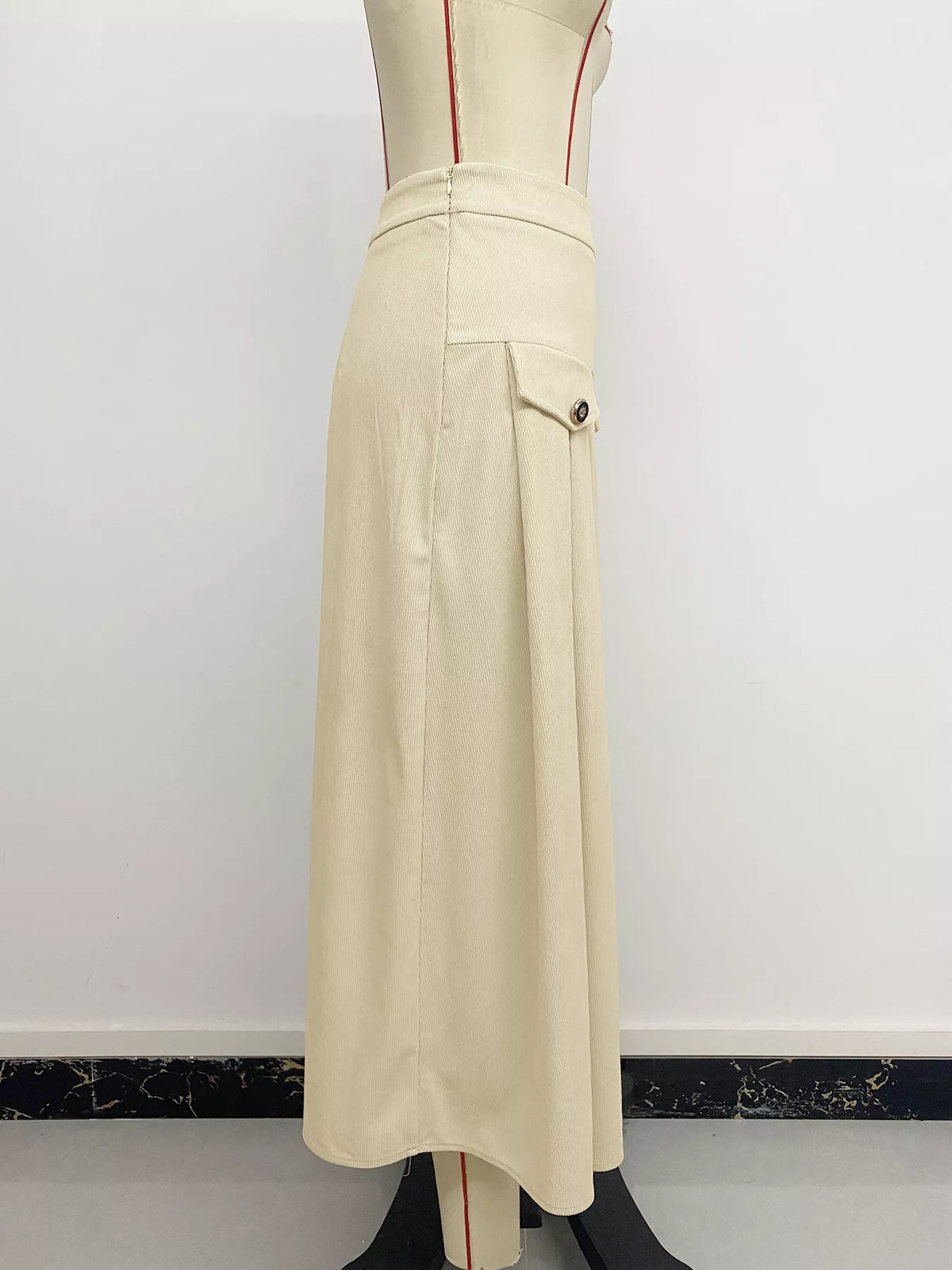 Khaki long pleated midi skirt with high waist and side zipper opening