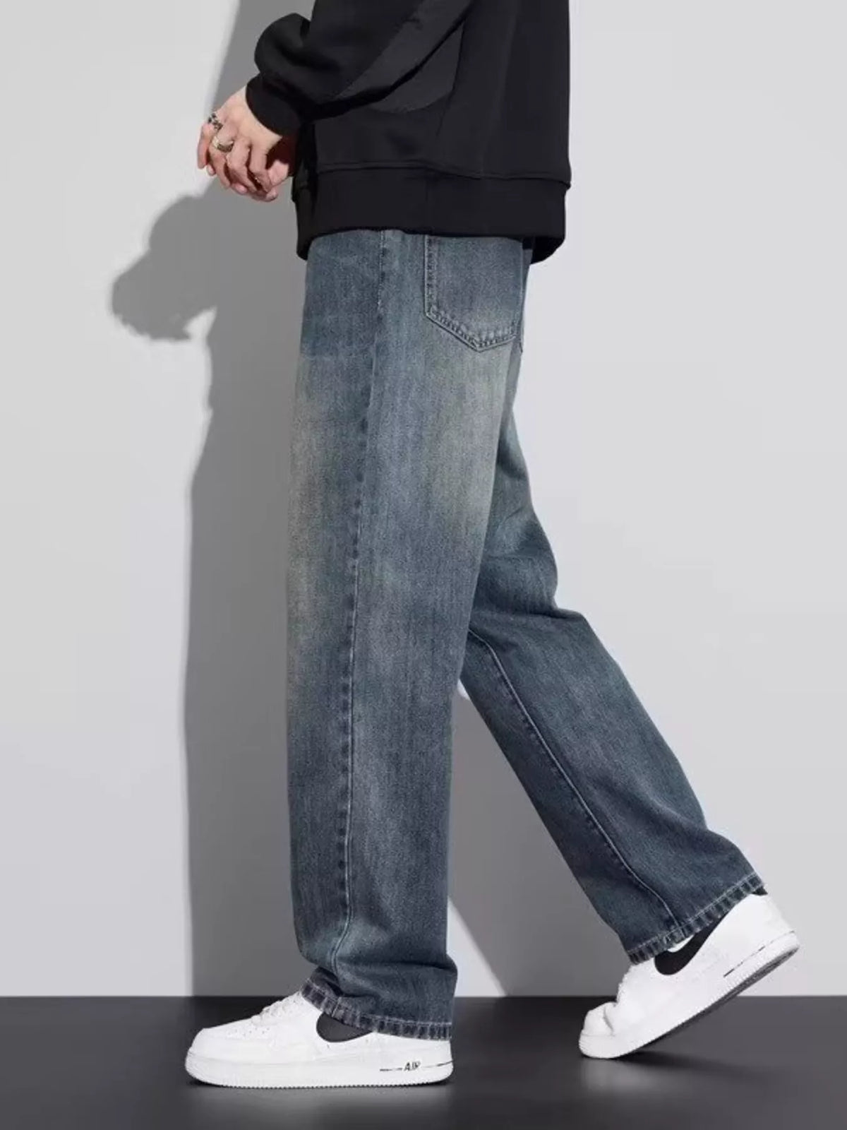 Men's wide-leg vintage-wash jeans, relaxed straight fit, medium blue denim