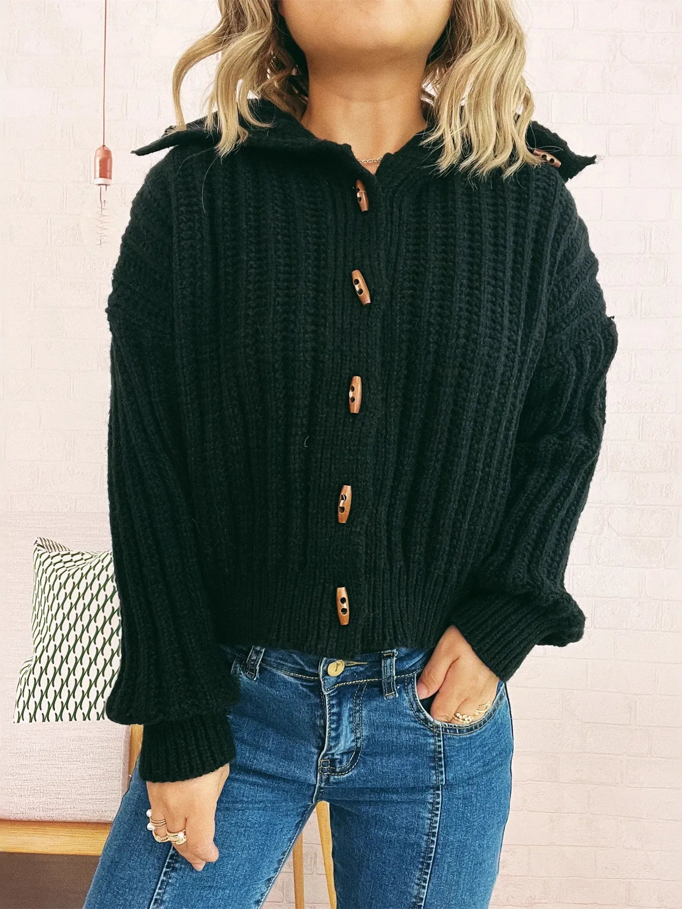Dark green button-up long-sleeve cardigan with ribbed knit, wooden buttons, collared neck