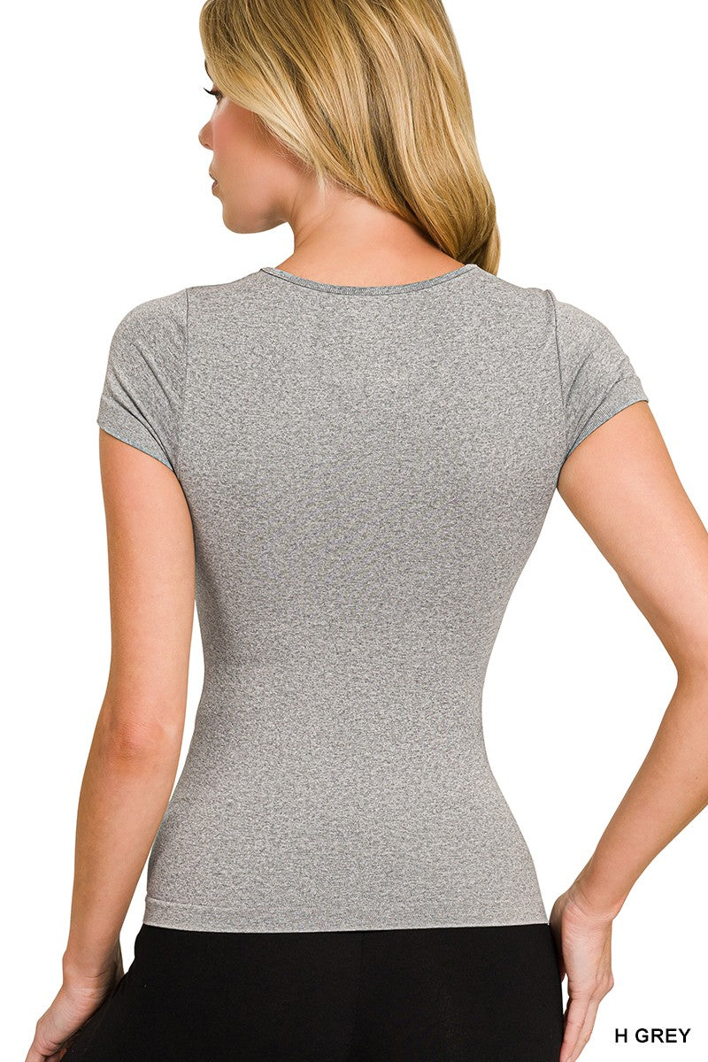 Cedar & Moore Zenana seamless crew neck tee, heather gray, back view