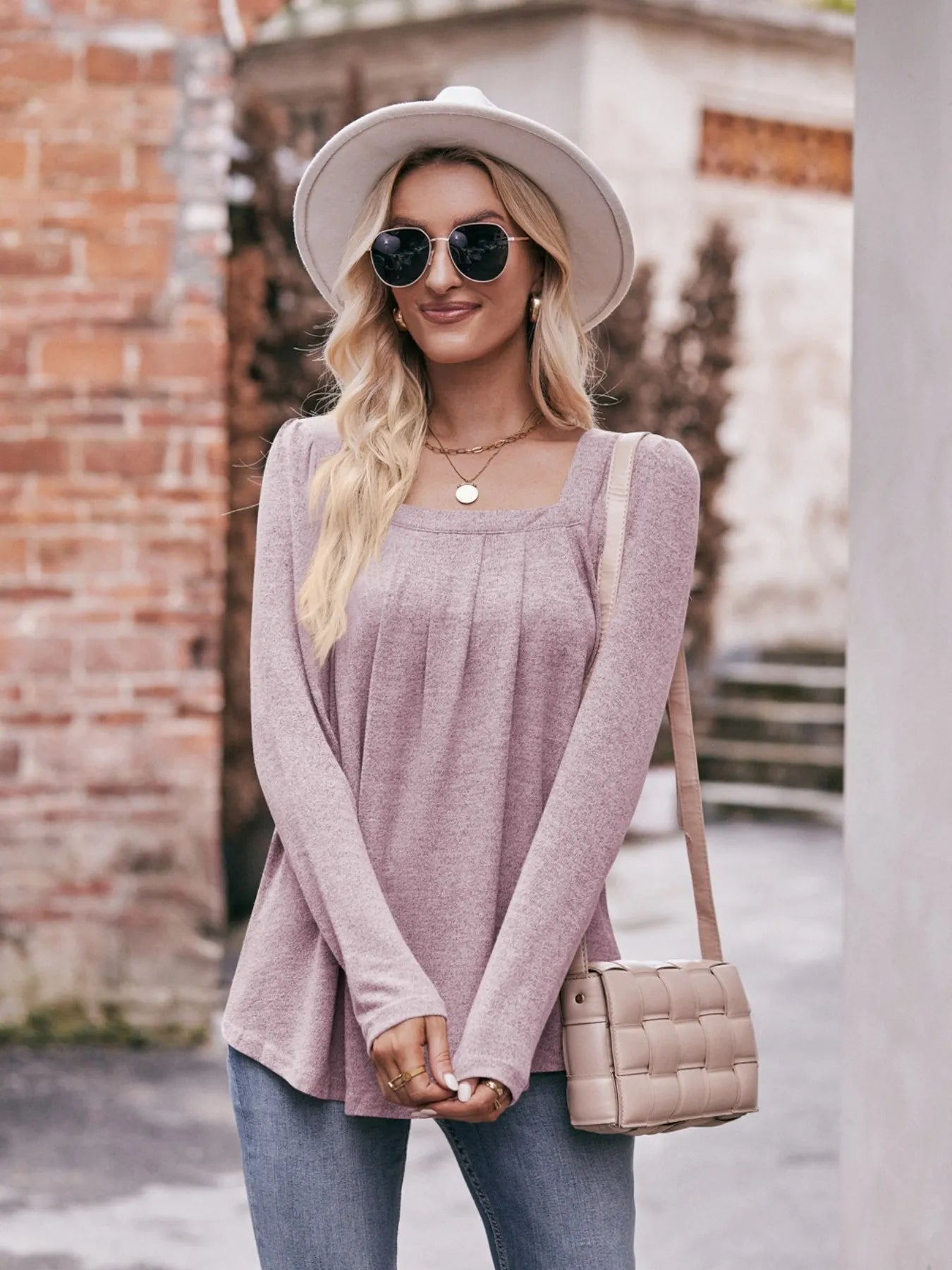 Square-neck long sleeve T-shirt, dusty pink, front view with curved hem