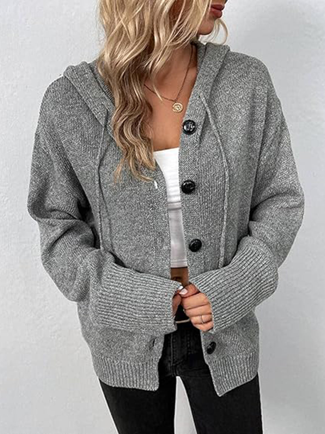Gray hooded button cardigan, long sleeves with ribbed cuffs and front buttons