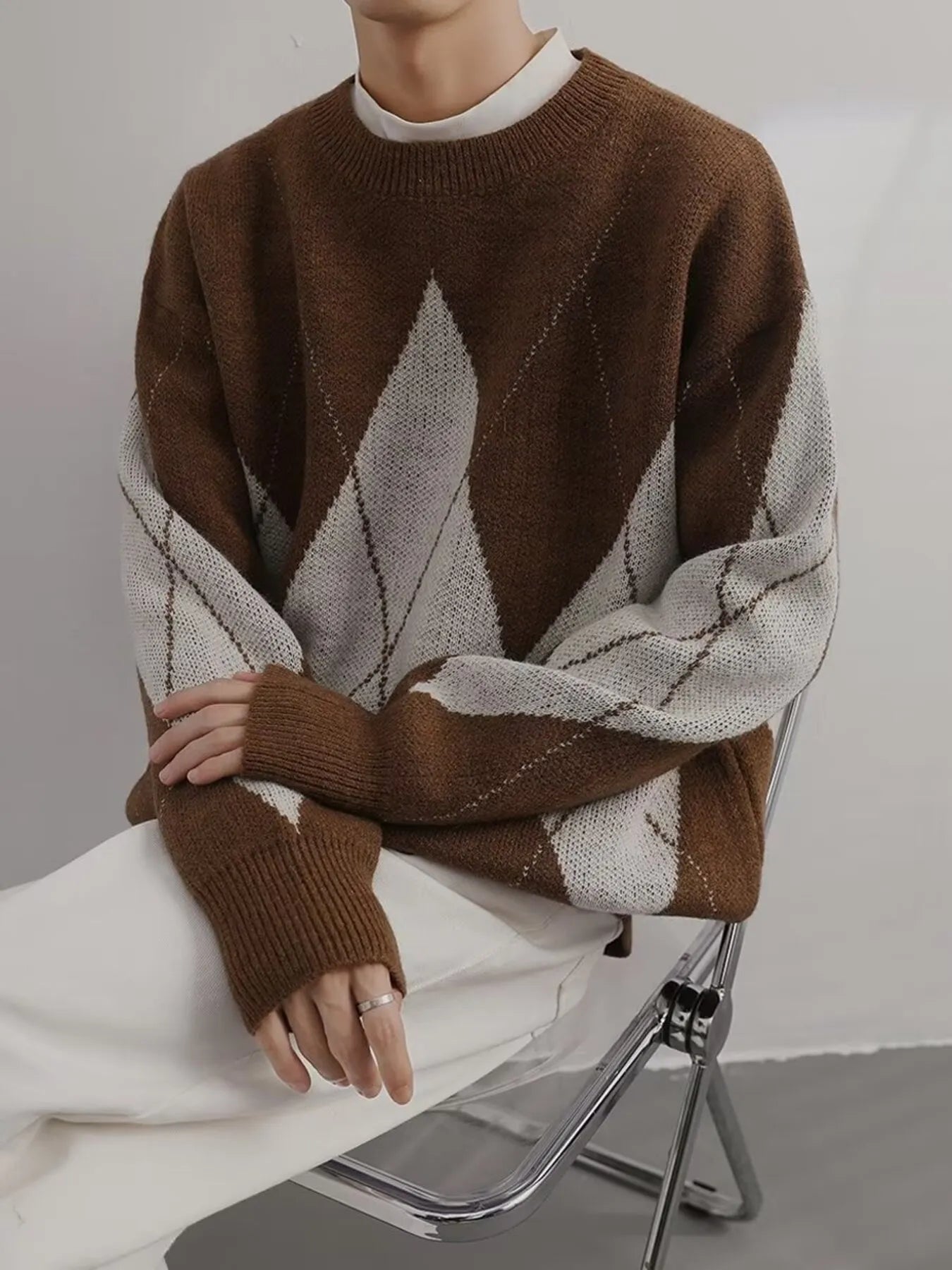 Brown and cream argyle oversized knit sweater, long sleeves, crew neck