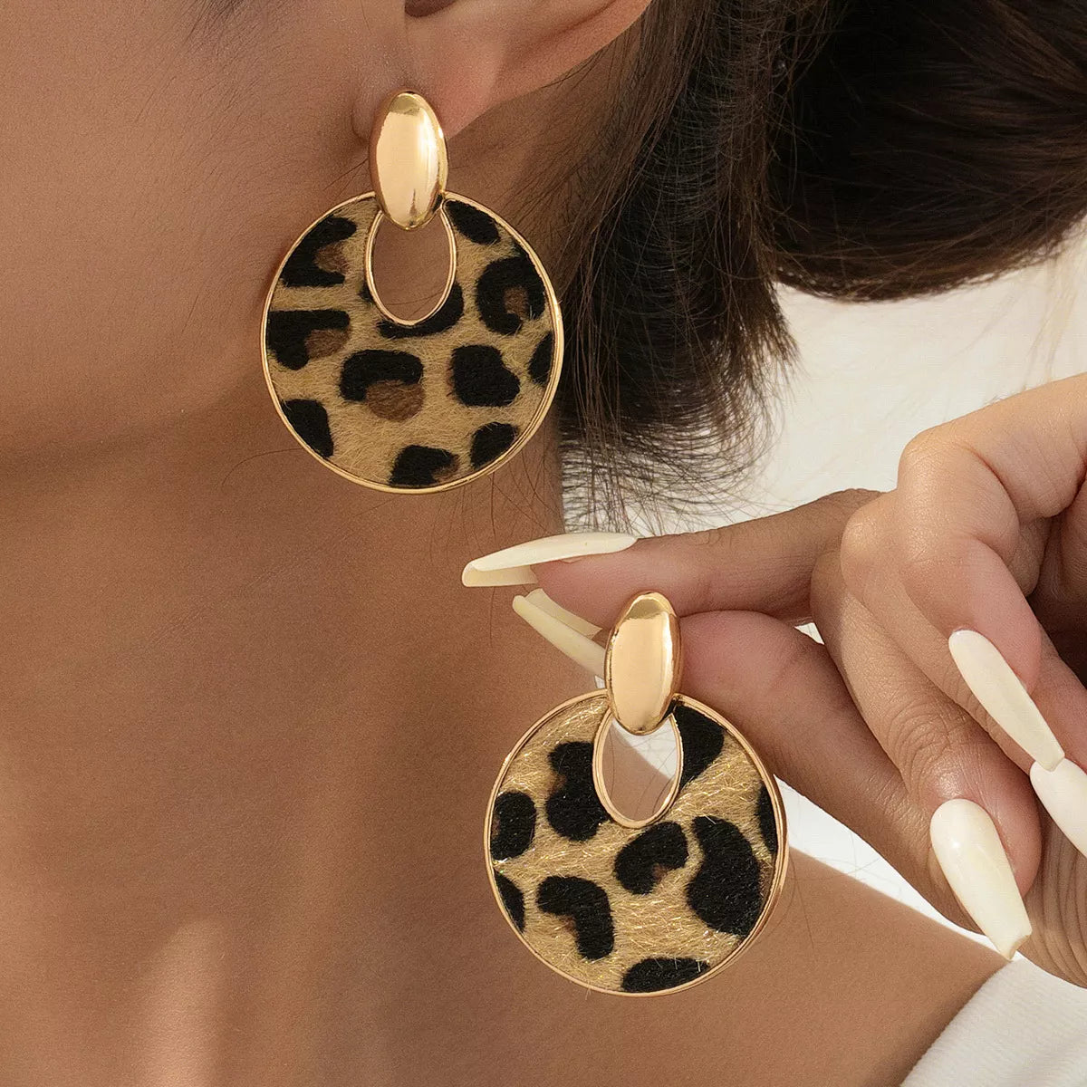Gold-tone leopard print circle dangle earrings with small top hoop
