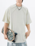 Light gray raglan crew-neck short-sleeve T-shirt for men, plus size
