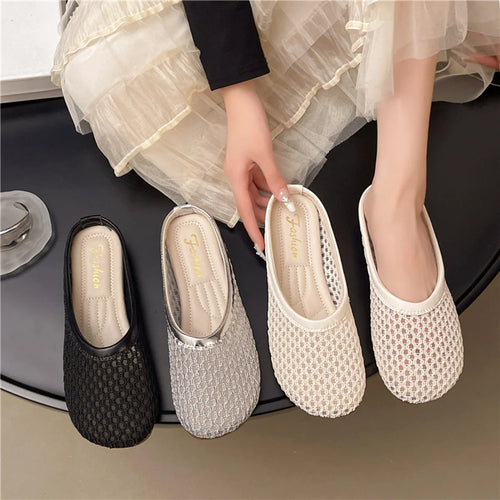 Breathable mesh slip-on shoes, ivory and black pair, rounded toe