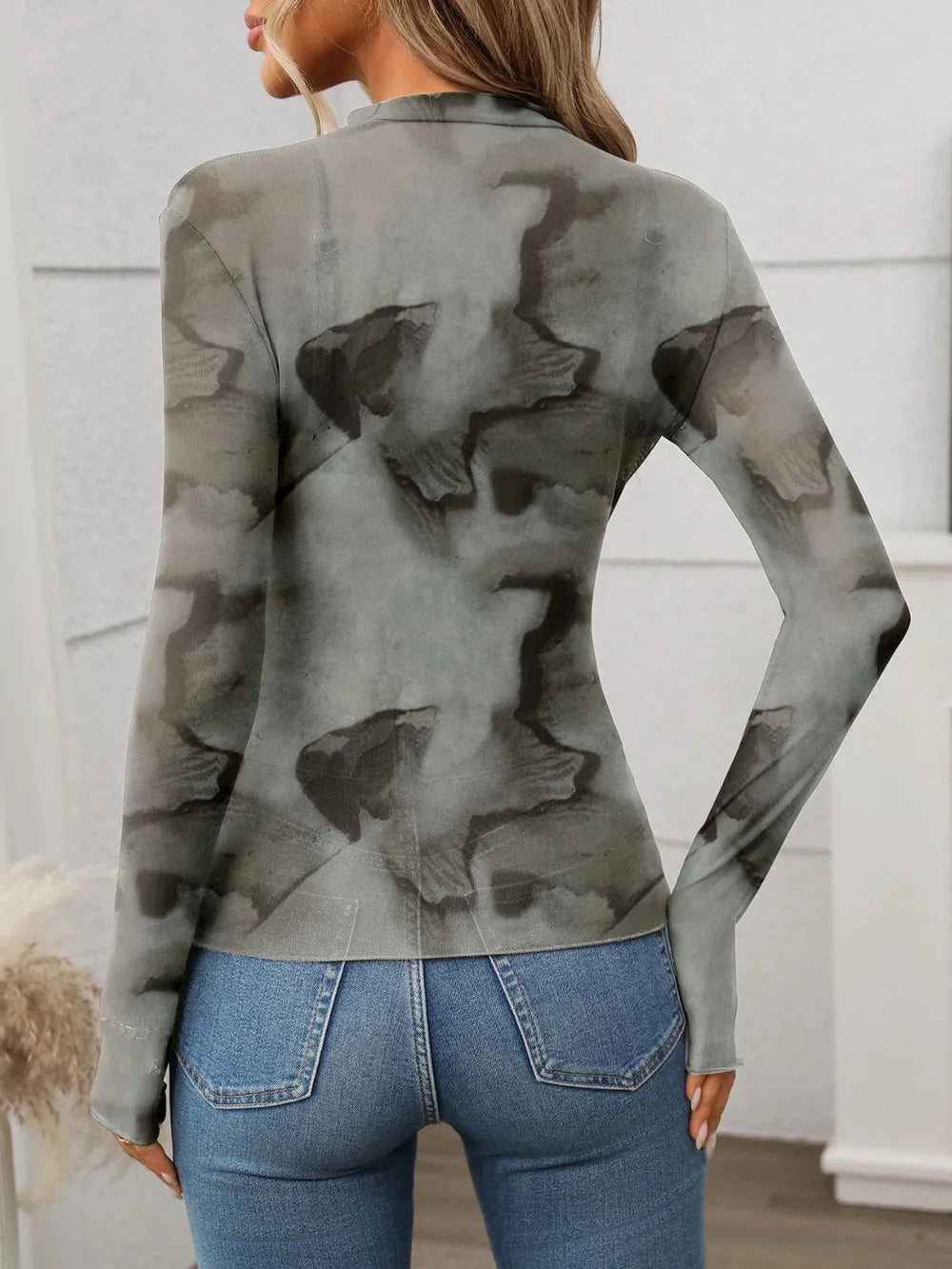 Printed mock neck long sleeve mesh T-shirt, ink-style abstract print, long sleeves.