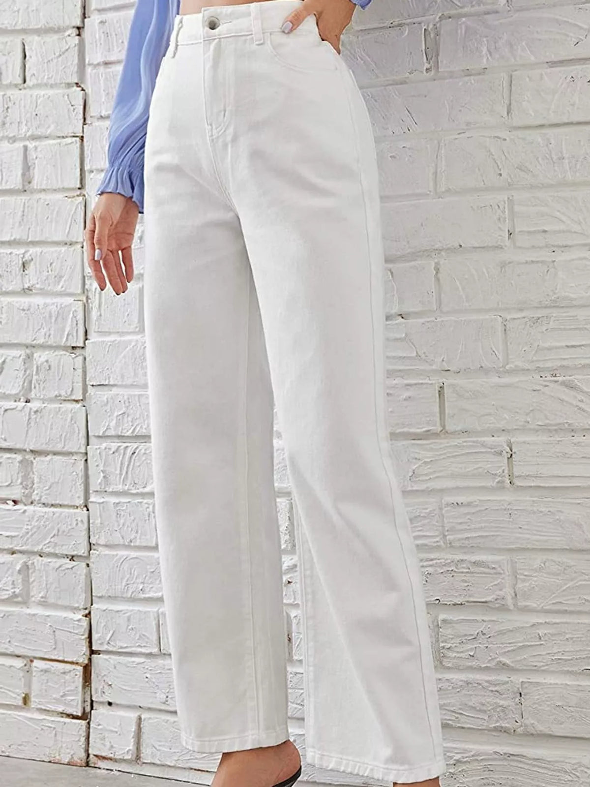 High-waisted wide-leg denim jeans, white, button closure, belt loops, side pockets