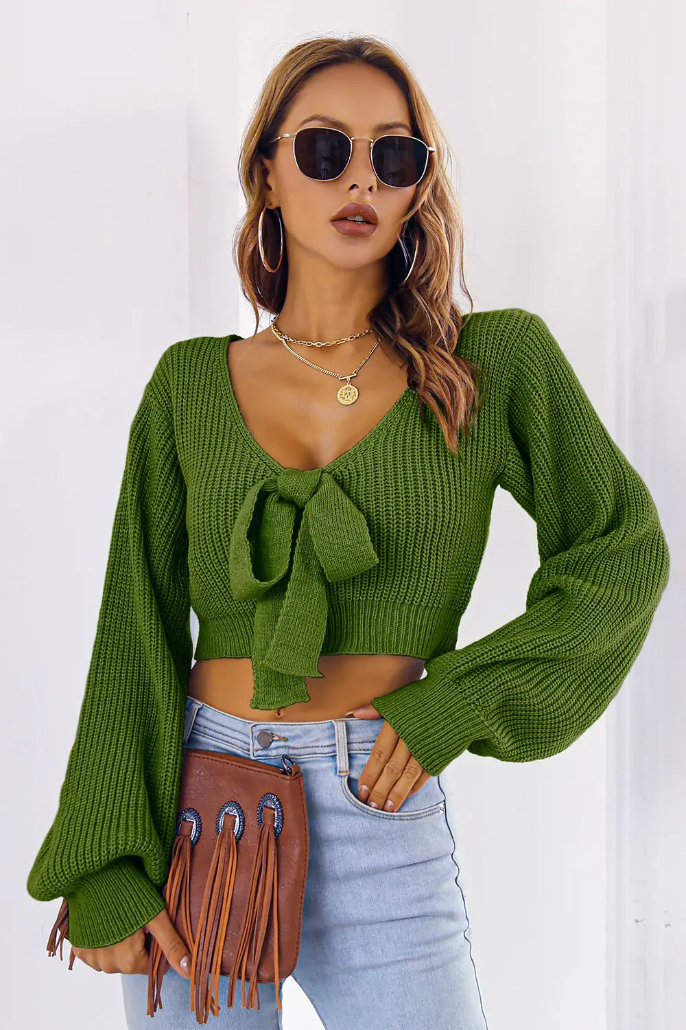Deep green knit bow V-neck cropped sweater with long sleeves