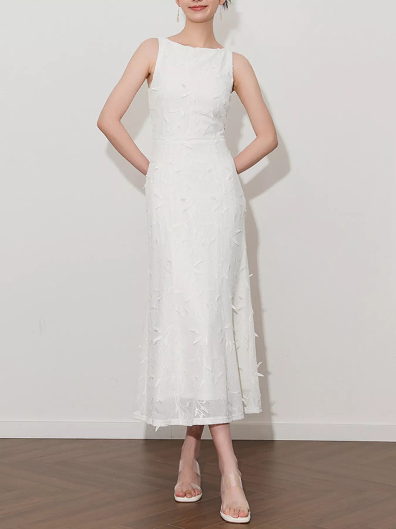 Cedar & Moore Sleeveless Floral Applique Midi Dress, white fabric with petal applique, Trendsi