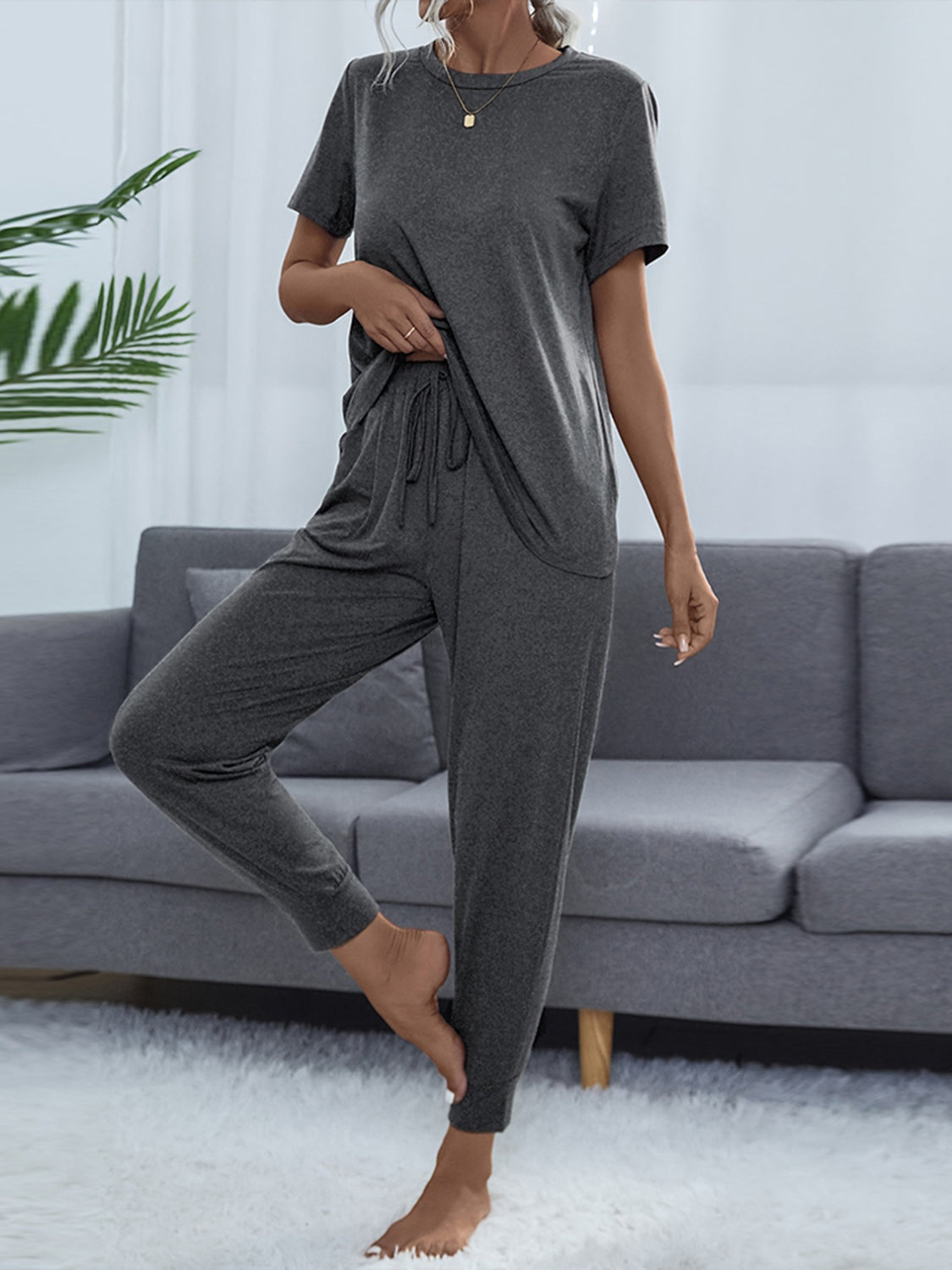 Charcoal round-neck short-sleeve top and jogger pants set with drawstring waist