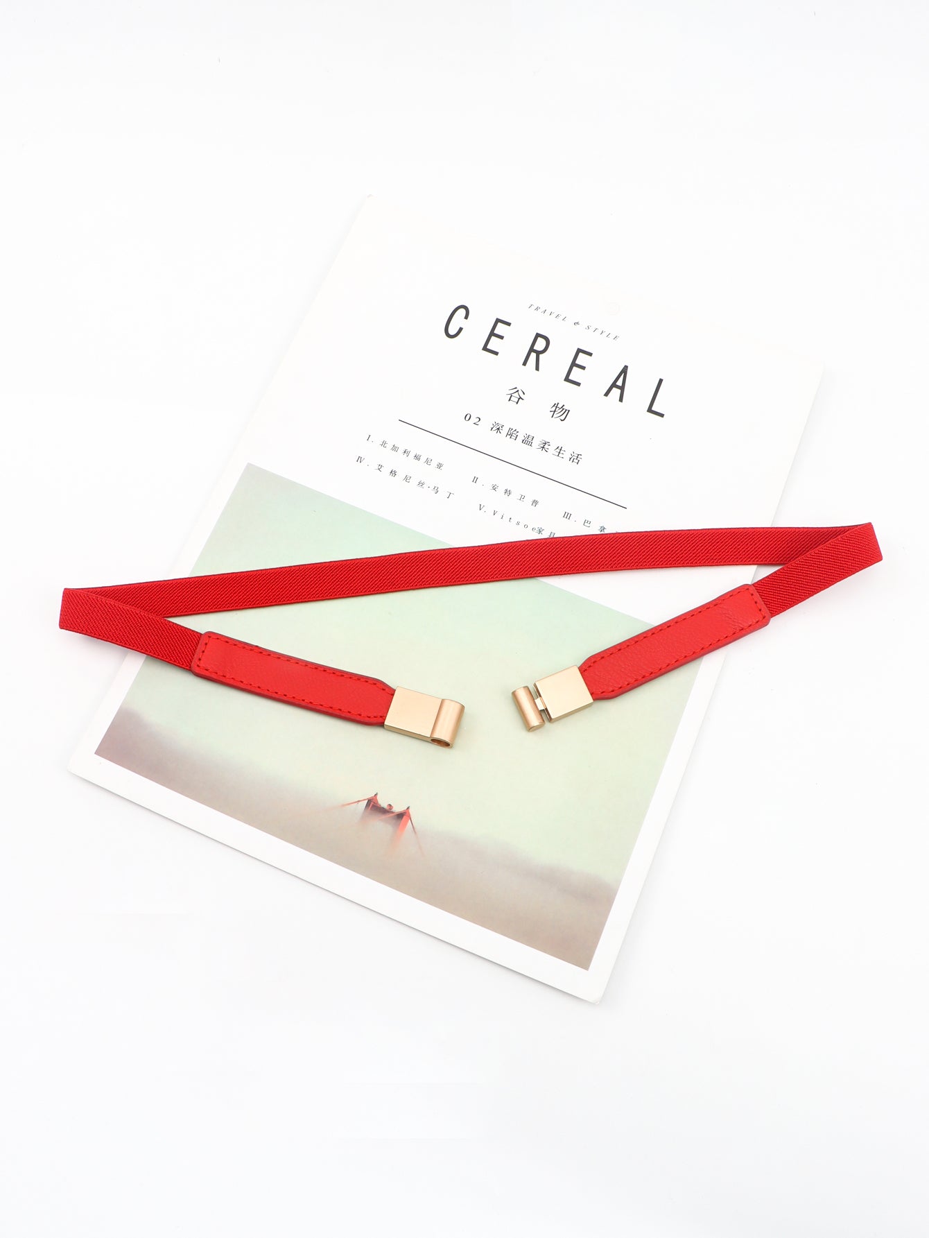 Elastic vegan leather skinny belt, red with rose-gold buckle