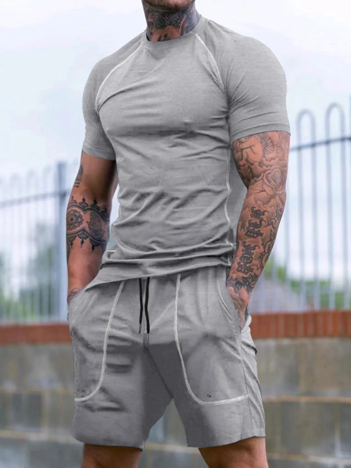 Men's t-shirt and shorts set in light gray: crew-neck tee and drawstring shorts