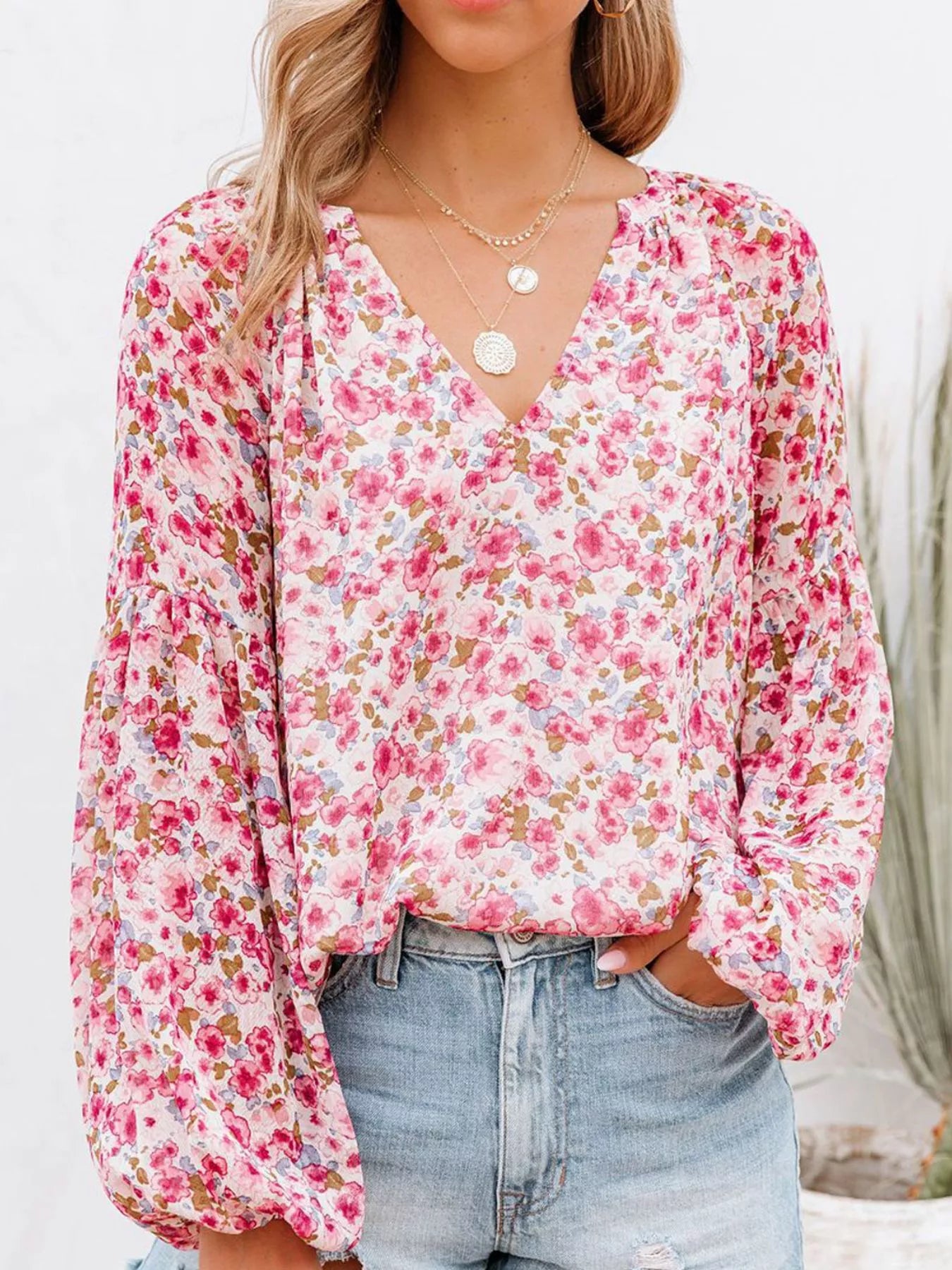 Cedar & Moore Floral print v-neck long-sleeve plus-size blouse in pink and white