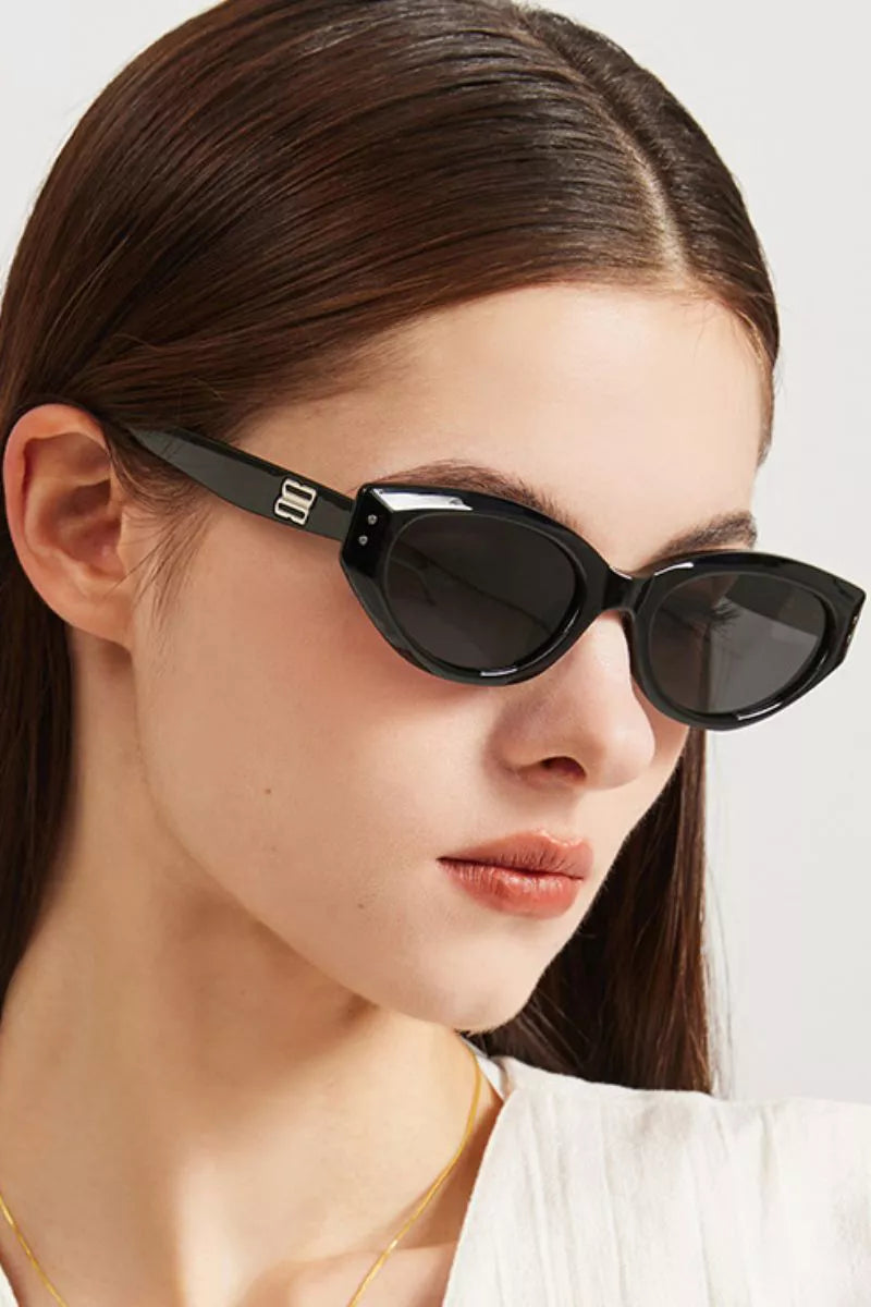 Cedar & Moore Retro Oval Frame Sunglasses, black frame, 1-pair UV protection, Trendsi.