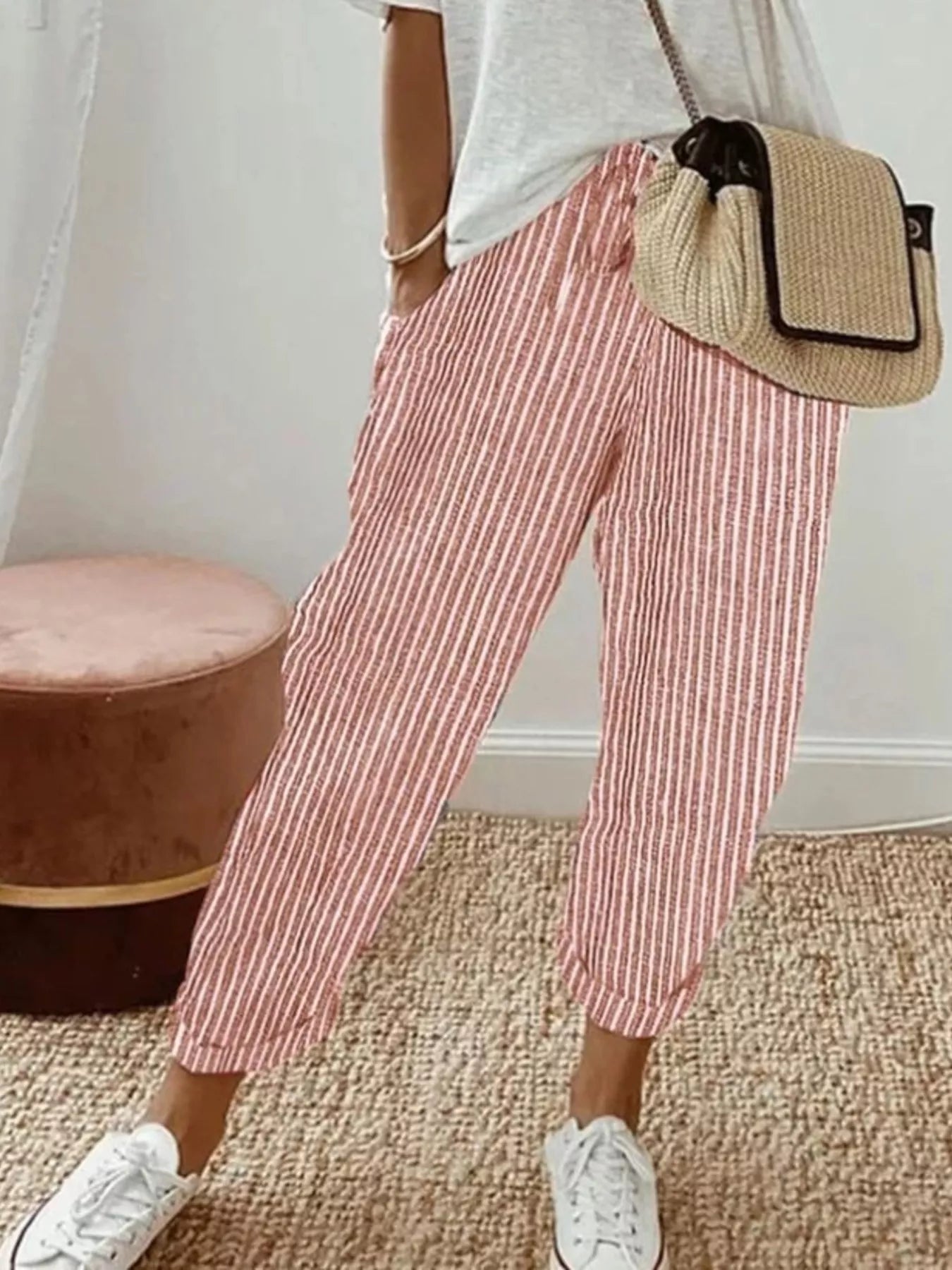 Striped cropped pants with drawstring pockets, red and white vertical stripes