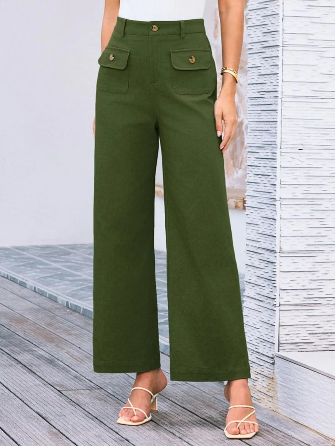 High-waist wide-leg pants, olive green; front flap pockets, gold buttons, wide-leg fit.