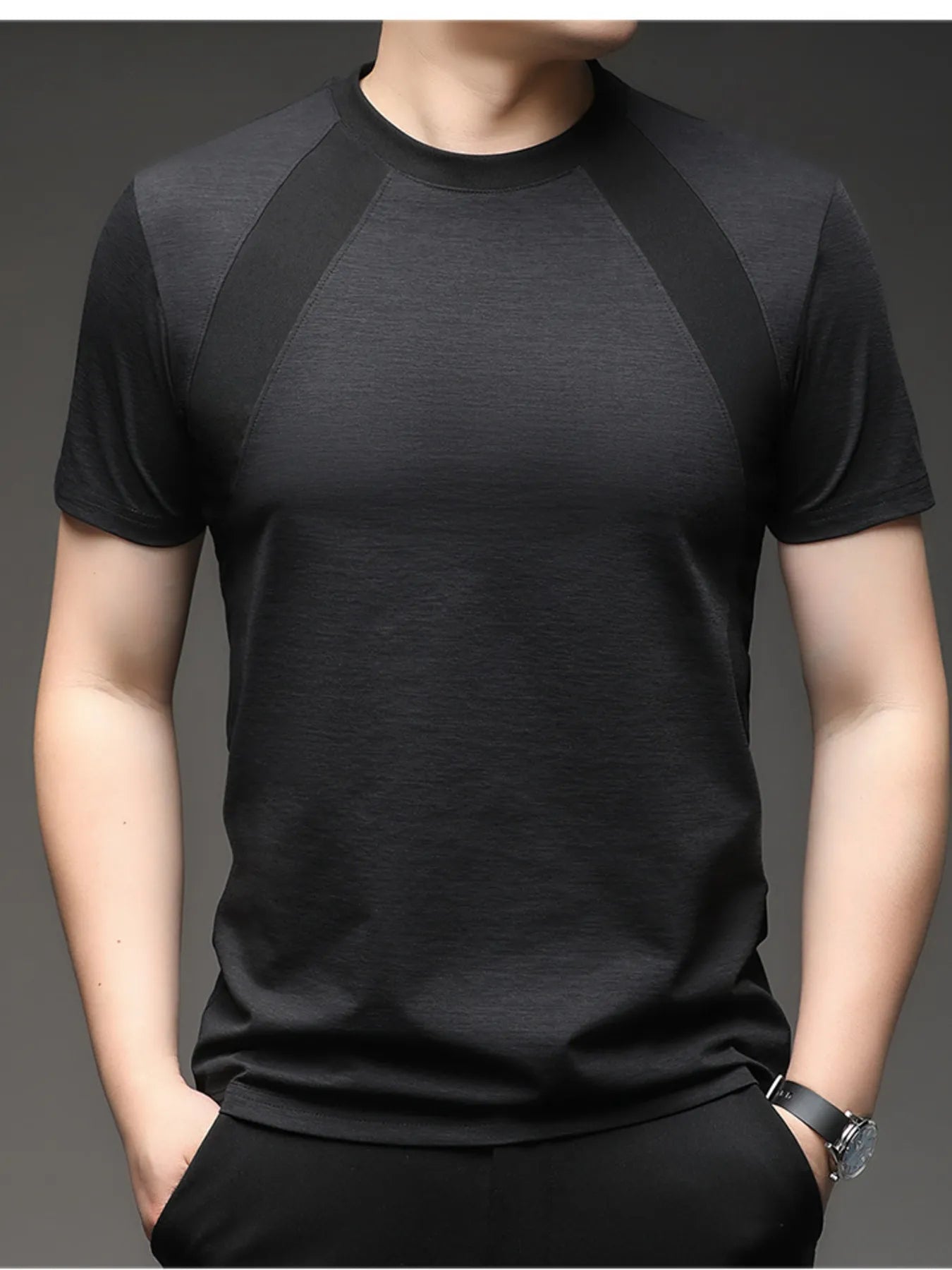 Men's plus size raglan crew-neck T-shirt in black, short sleeves, contrast seaming