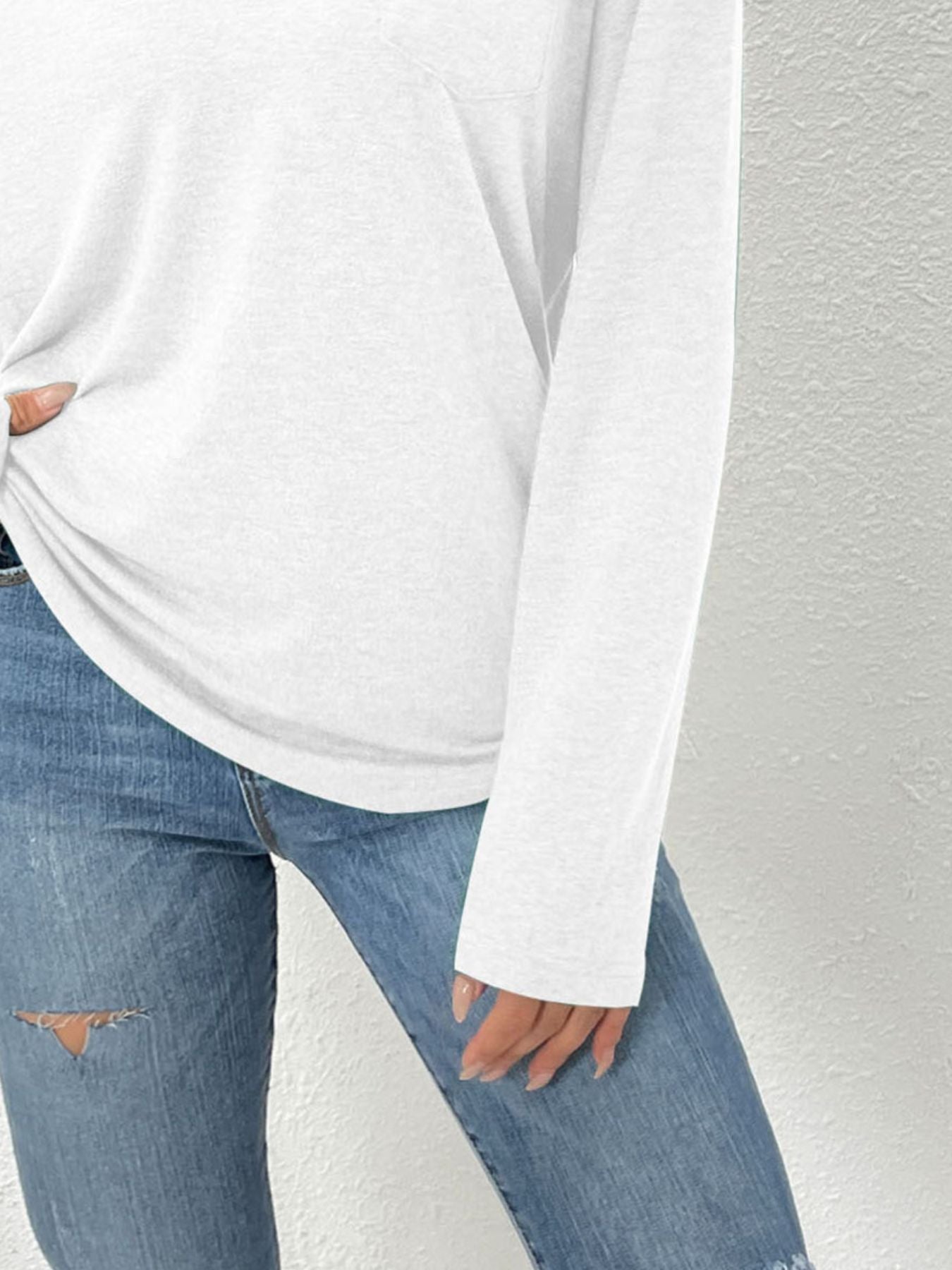 Cedar & Moore Collared Neck Long Sleeve T-Shirt in white with pocket