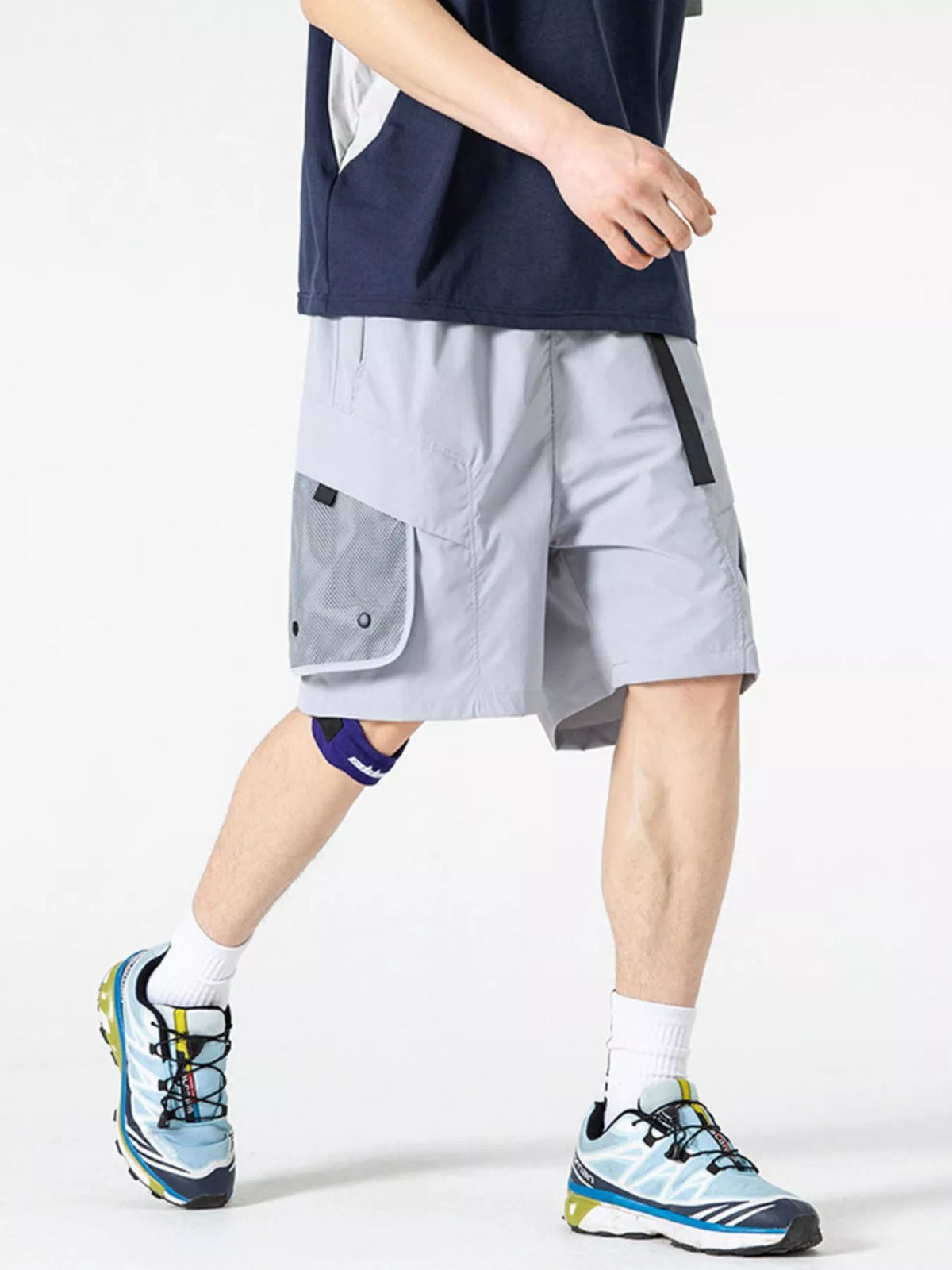 Lightweight quick-dry cargo shorts in cloud gray, flap cargo pockets and elastic waistband