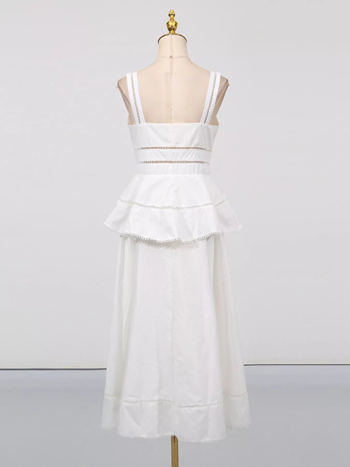 Cedar & Moore Sleeveless eyelet-embroidered white midi dress with button-down front, cutout details, back view, Trendsi