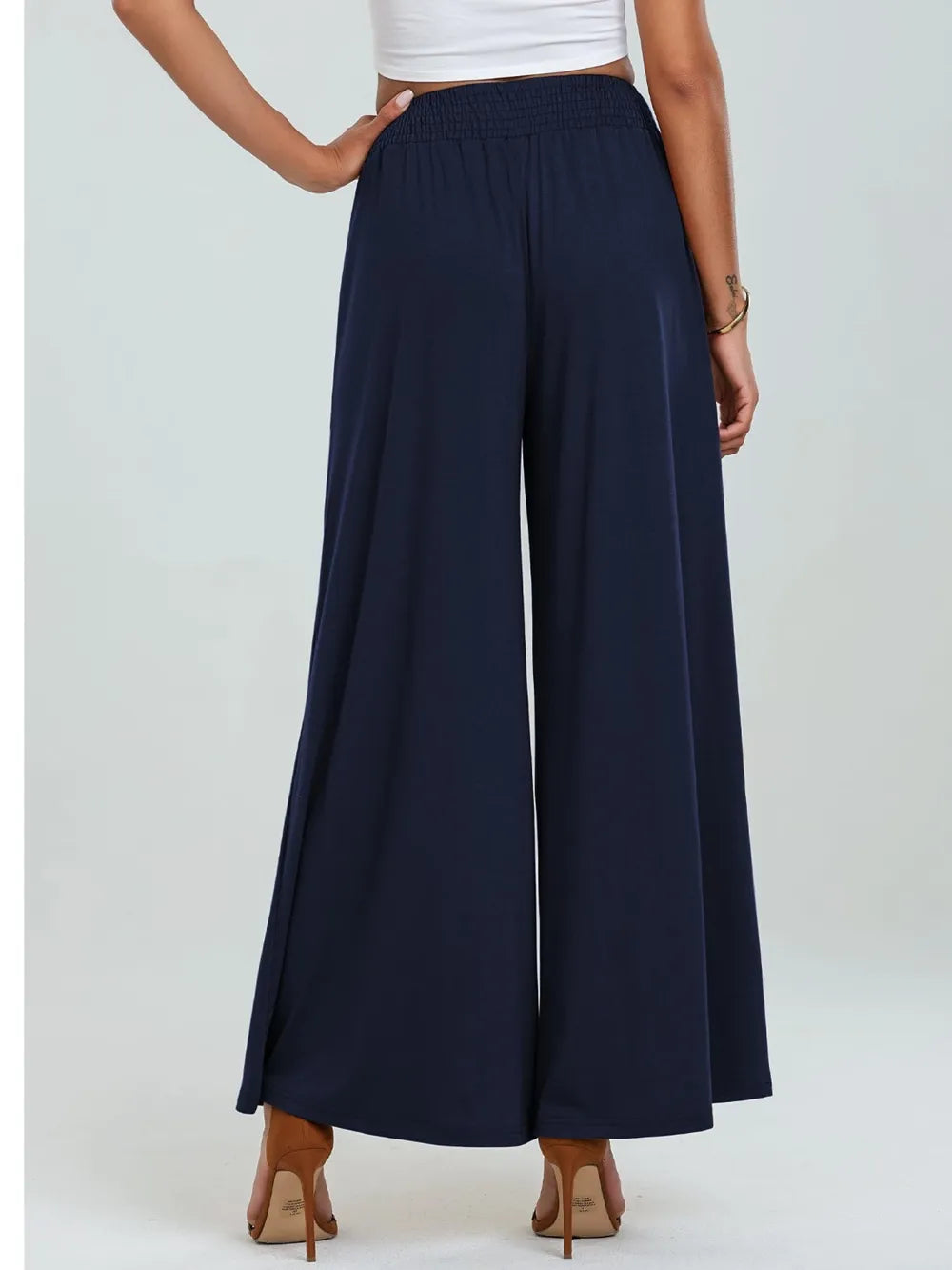 Navy elastic-waist wide-leg pants, gathered waistband and wide cuffs