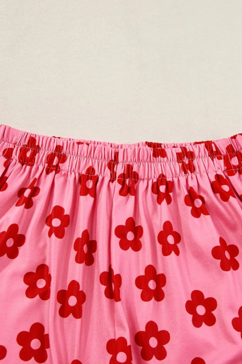 Coral floral shorts with elastic waistband
