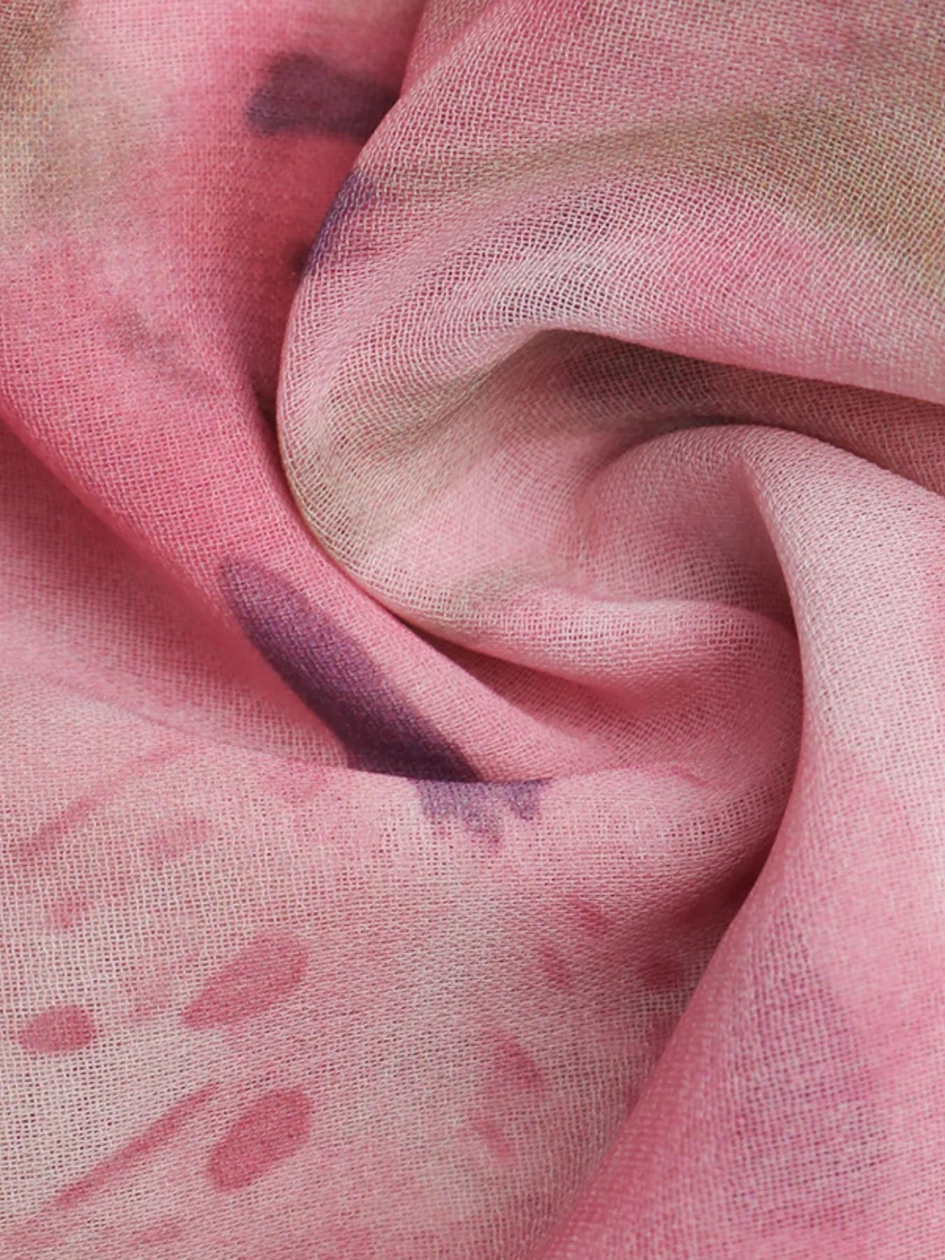 Cedar & Moore Floral Print Halter Neck Flowy Cami in pink fabric