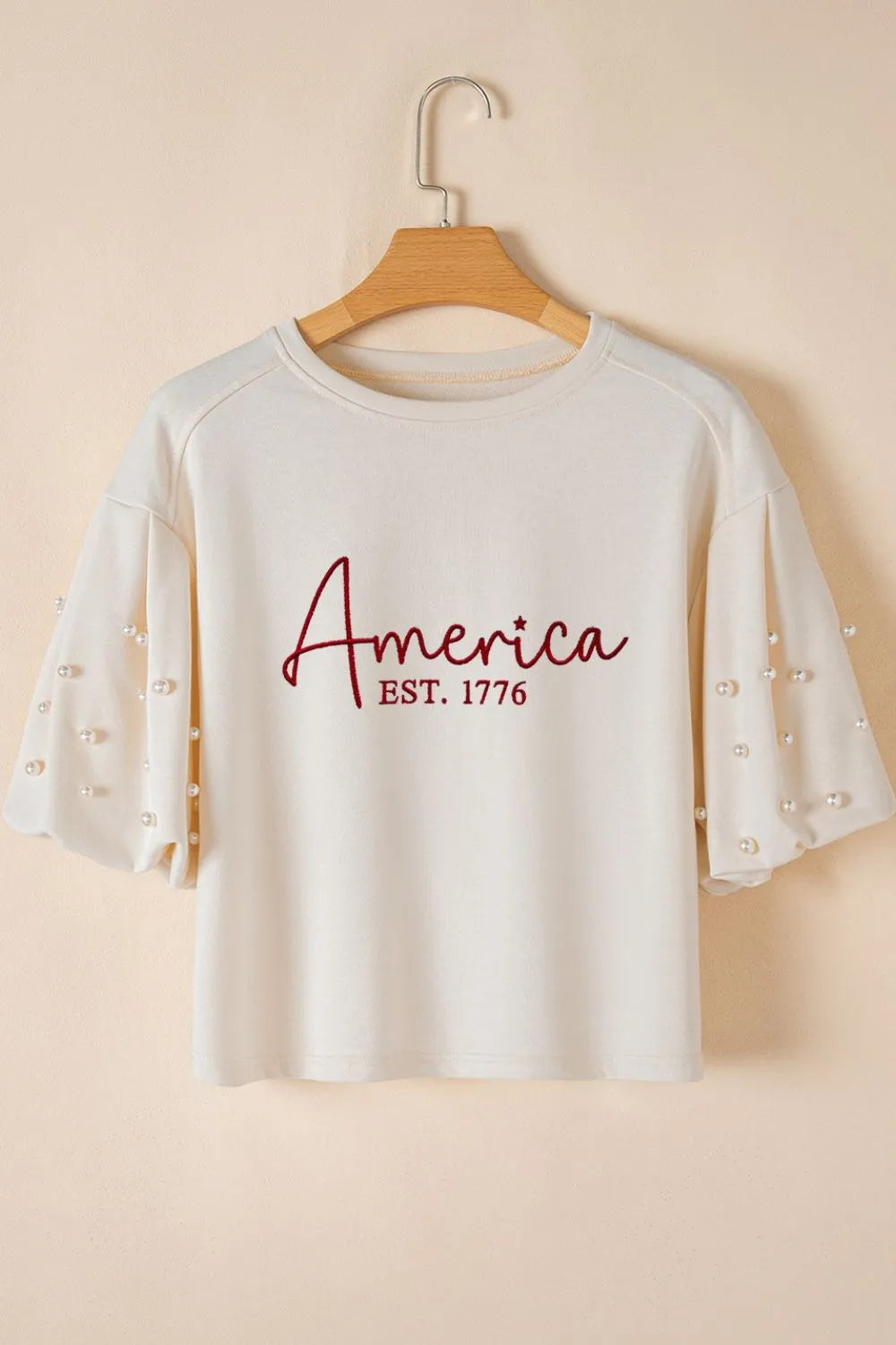 Cedar & Moore AMERICA EST 1776 Embroidered Pearl Beaded Sleeve T Shirt, white