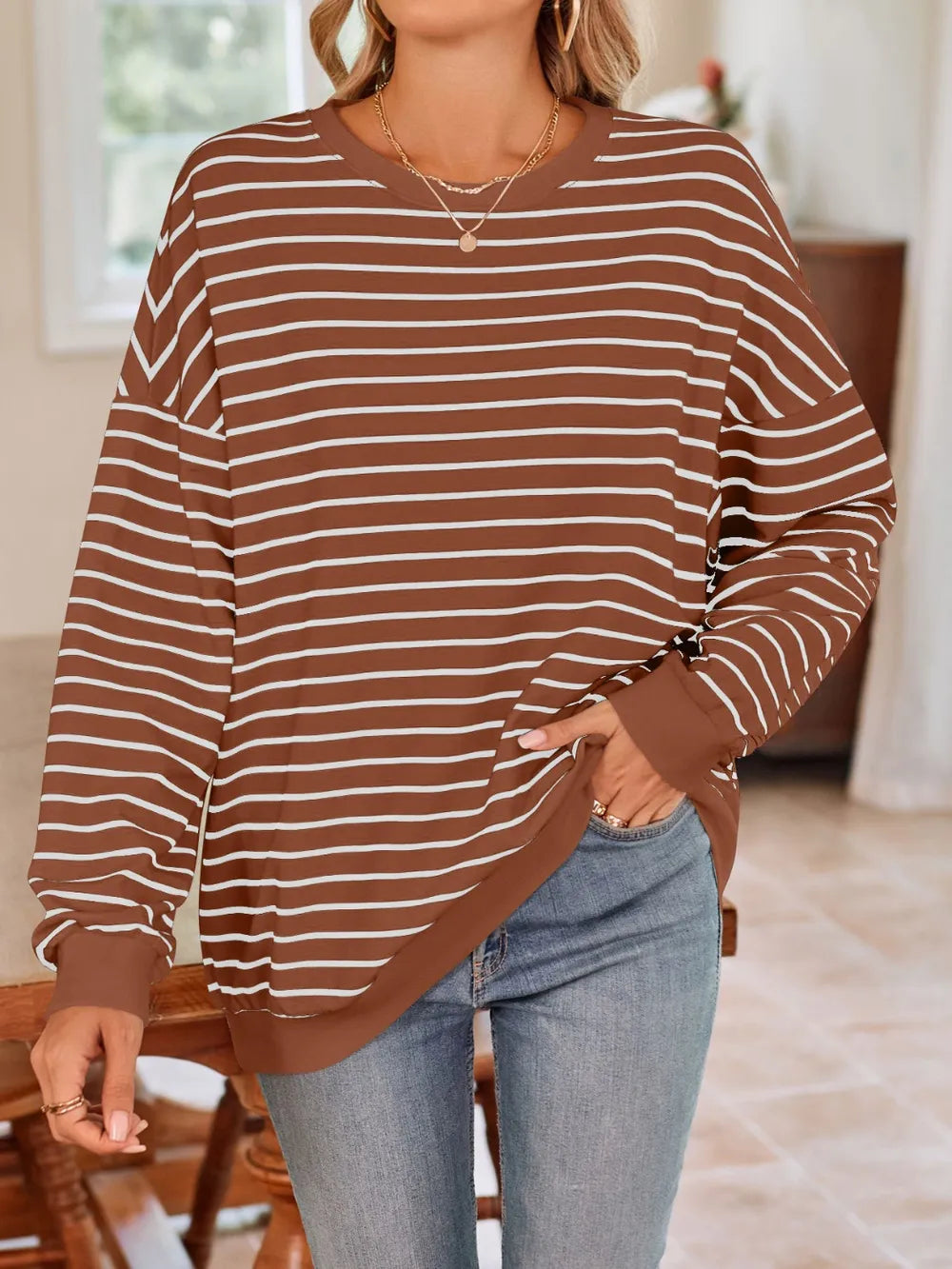 Brown striped long-sleeve sweatshirt with crew neck and white horizontal lines